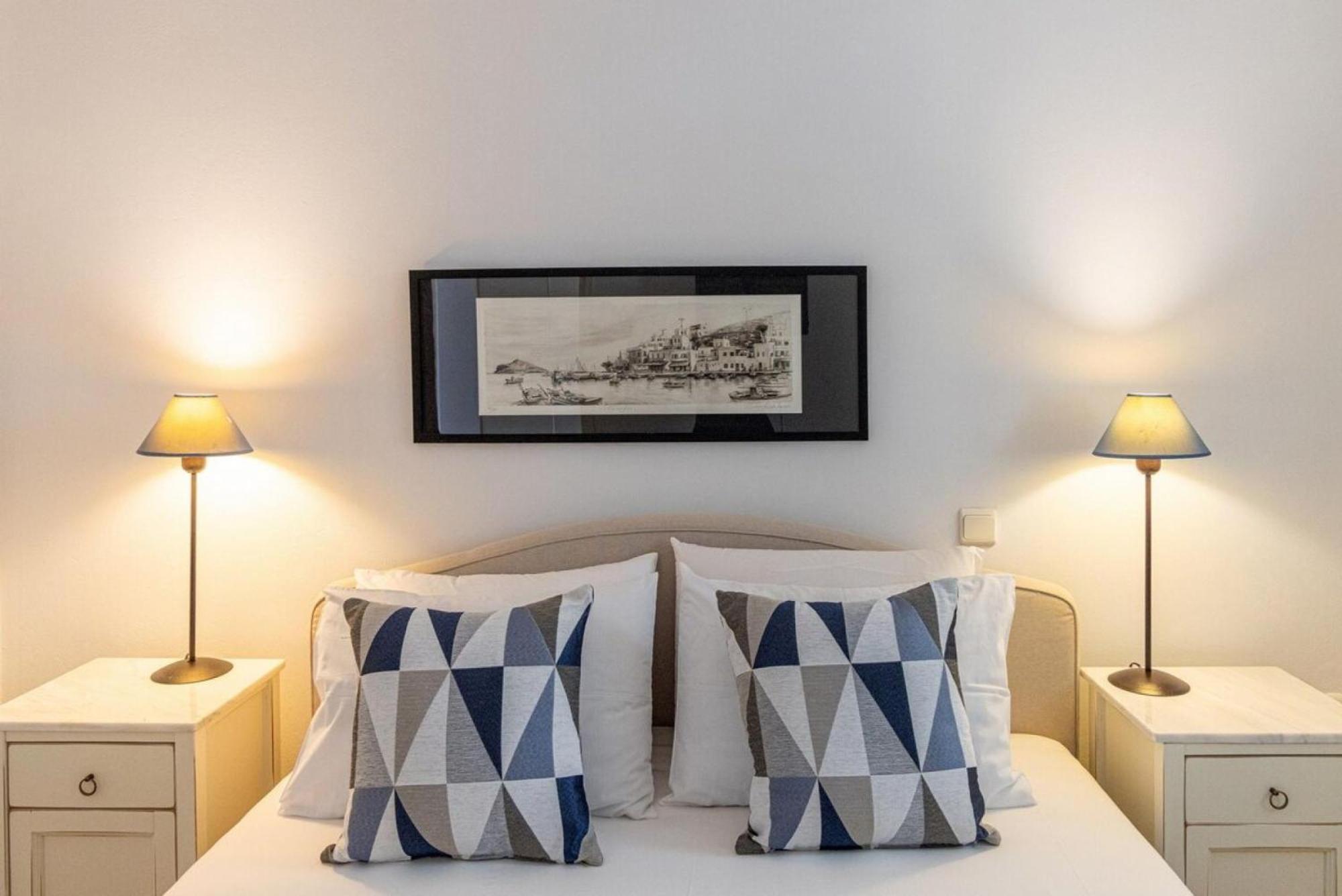 Akrotiri Town Holiday home *