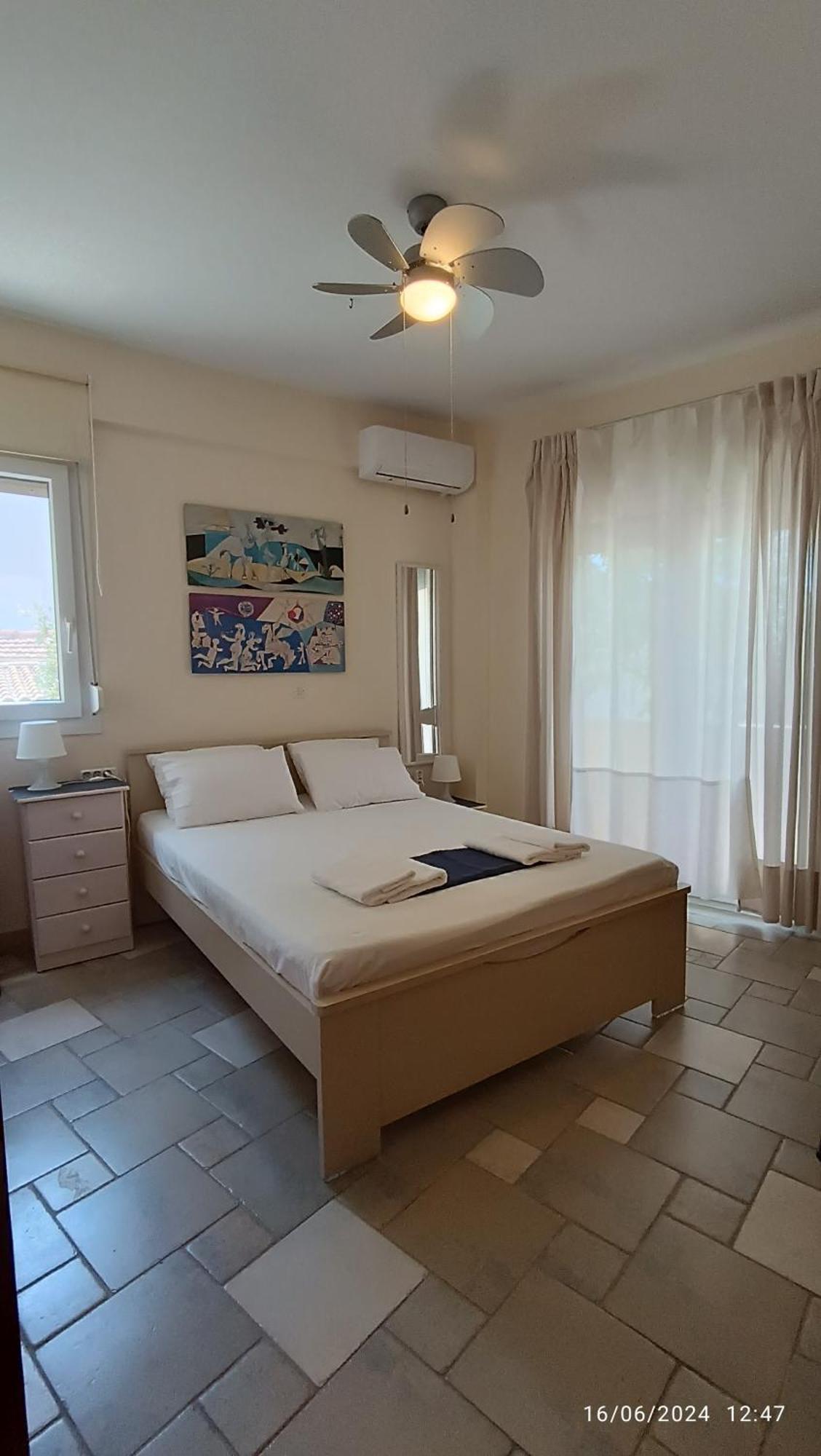 Apartment Anna Mola Kalyva
