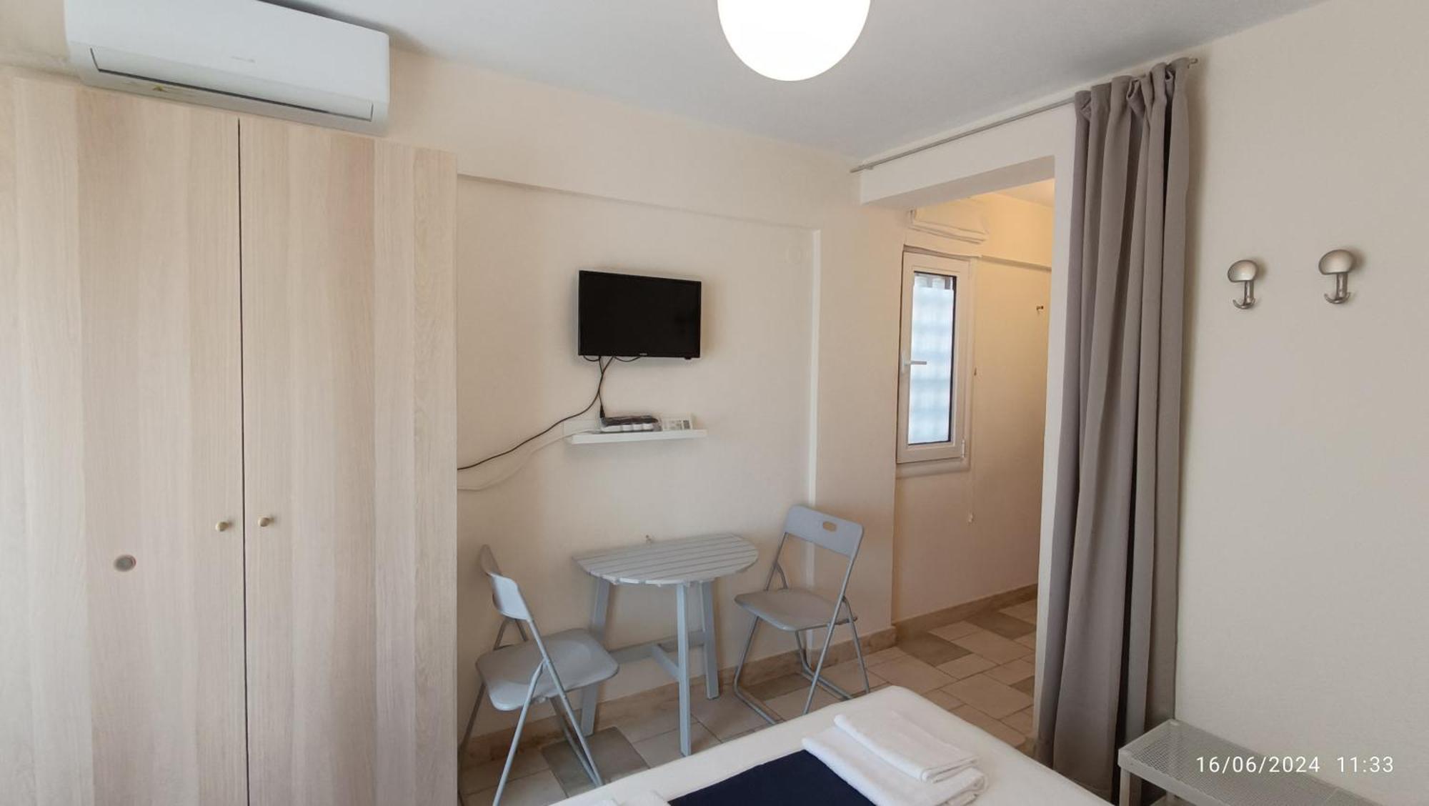 Anna Apartment *