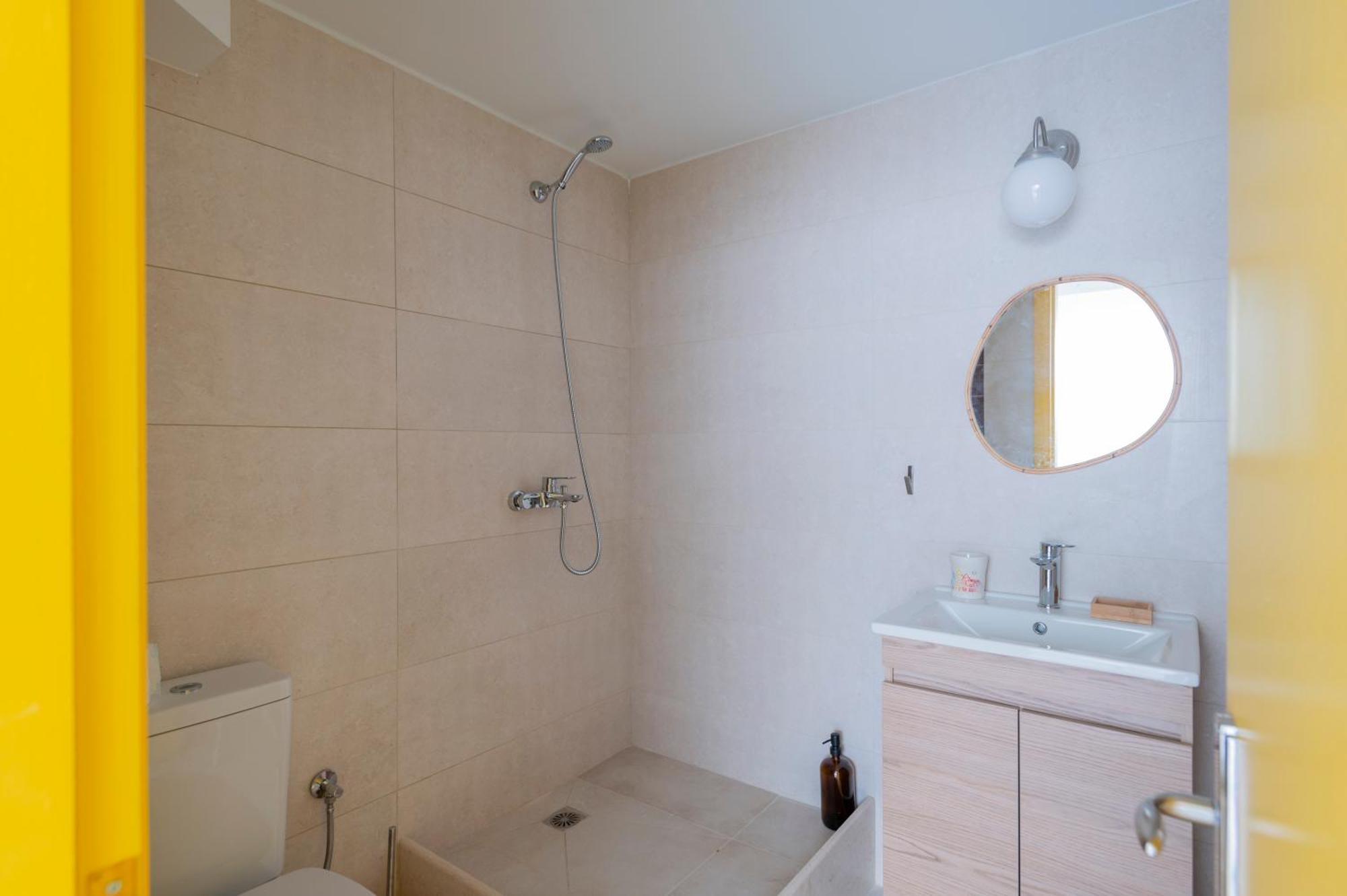 Exoporta Apartment