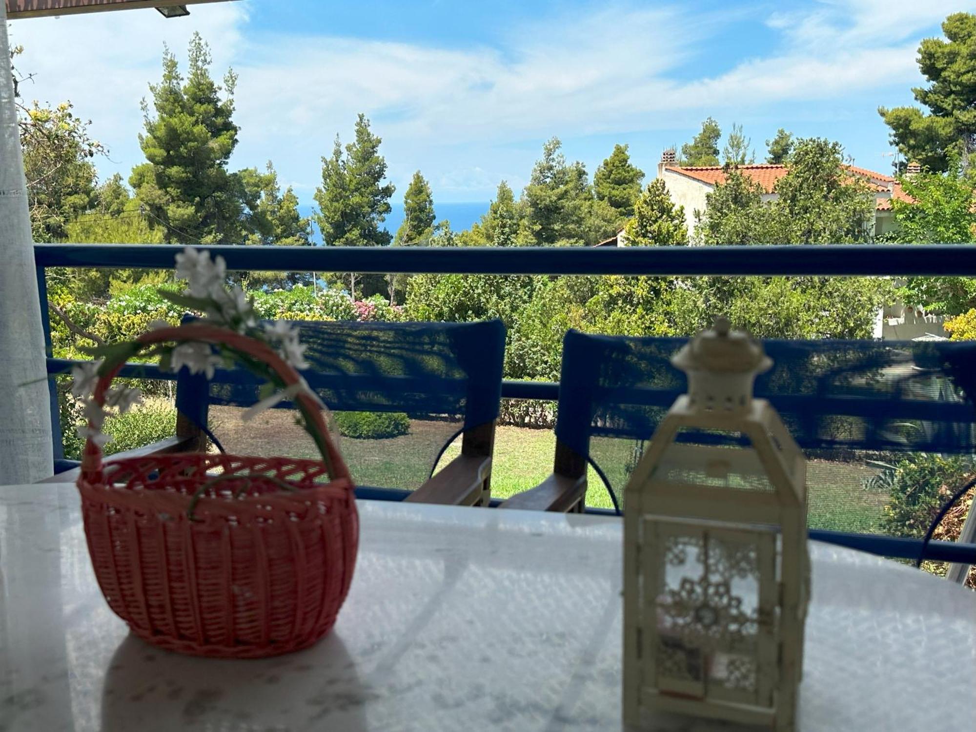 Eden's Oasis * Skala Fourkas
