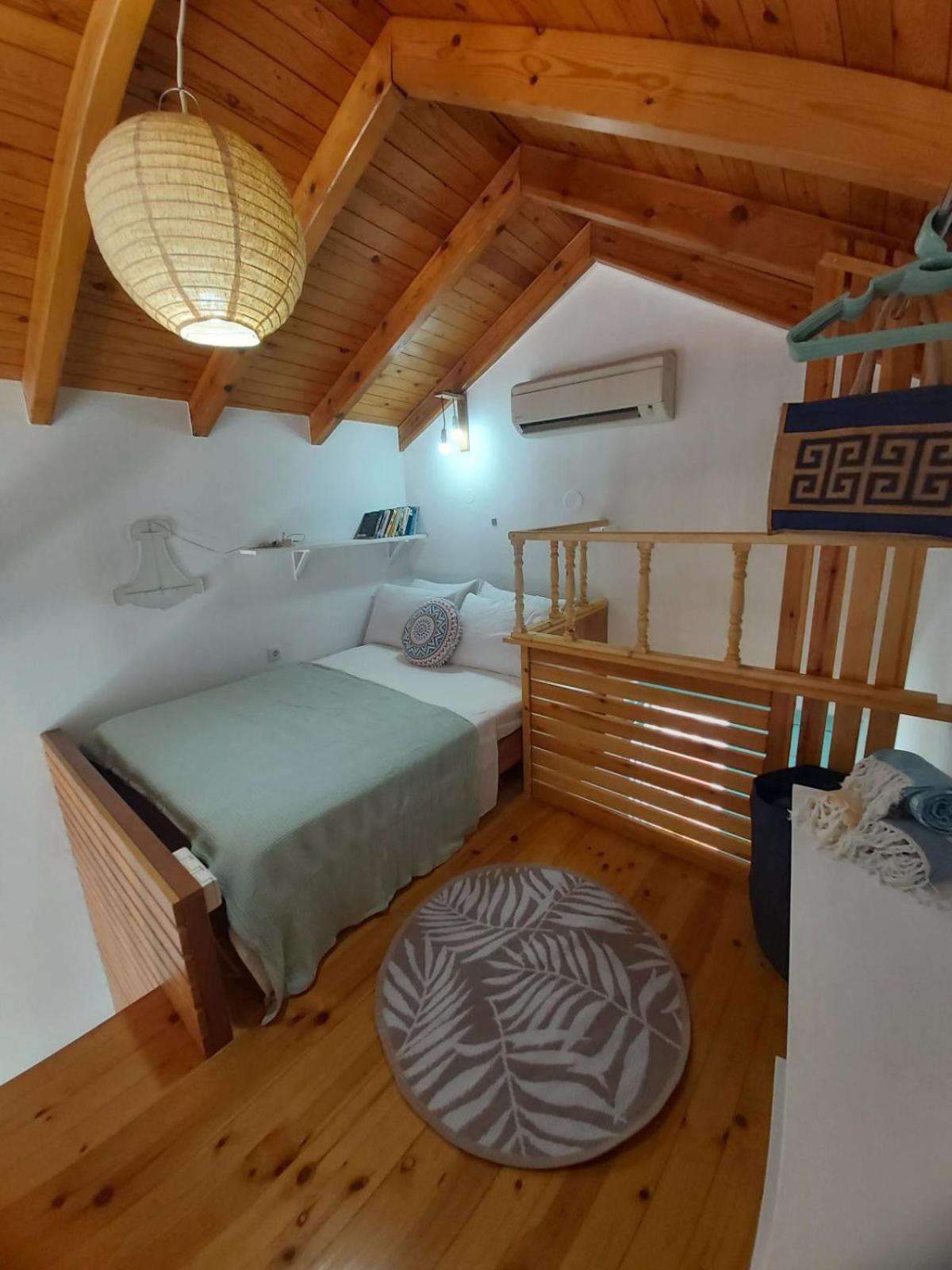 89 Steps Apartment Symi