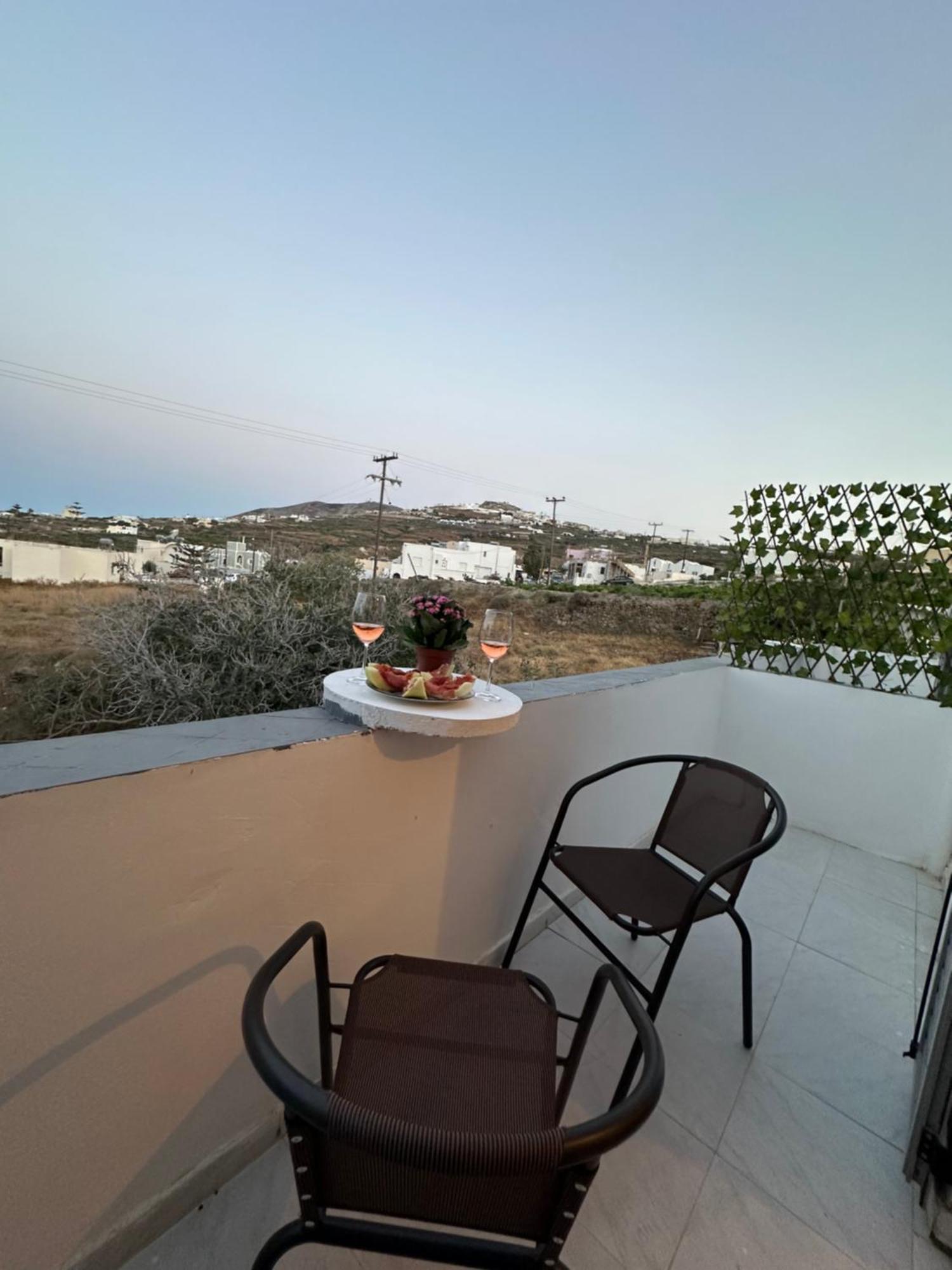 Nicole Santorini Vothon