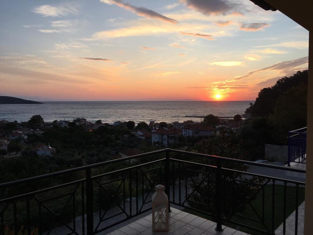 Magic Sea View Villa *