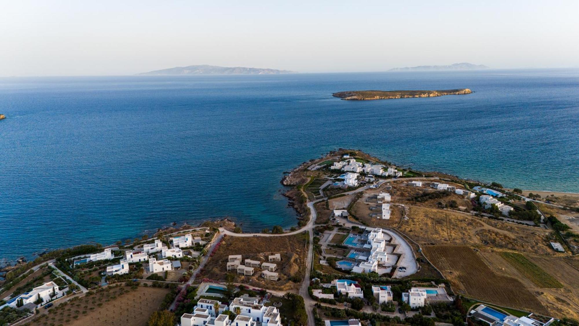 Ohana Paros
