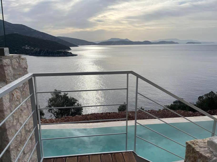 Infinia, Lefkada Villa