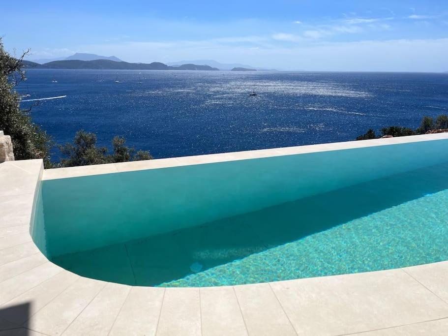 Villa Infinia, Lefkada