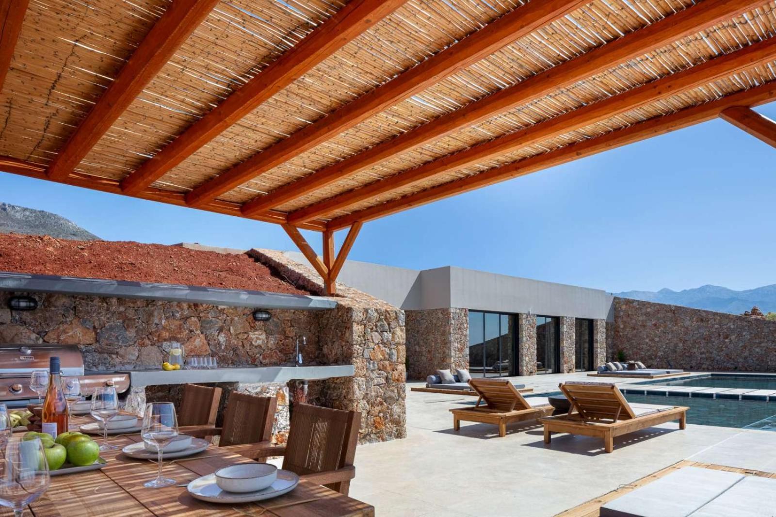 Boutique Dionysos * Kokkino Chorio