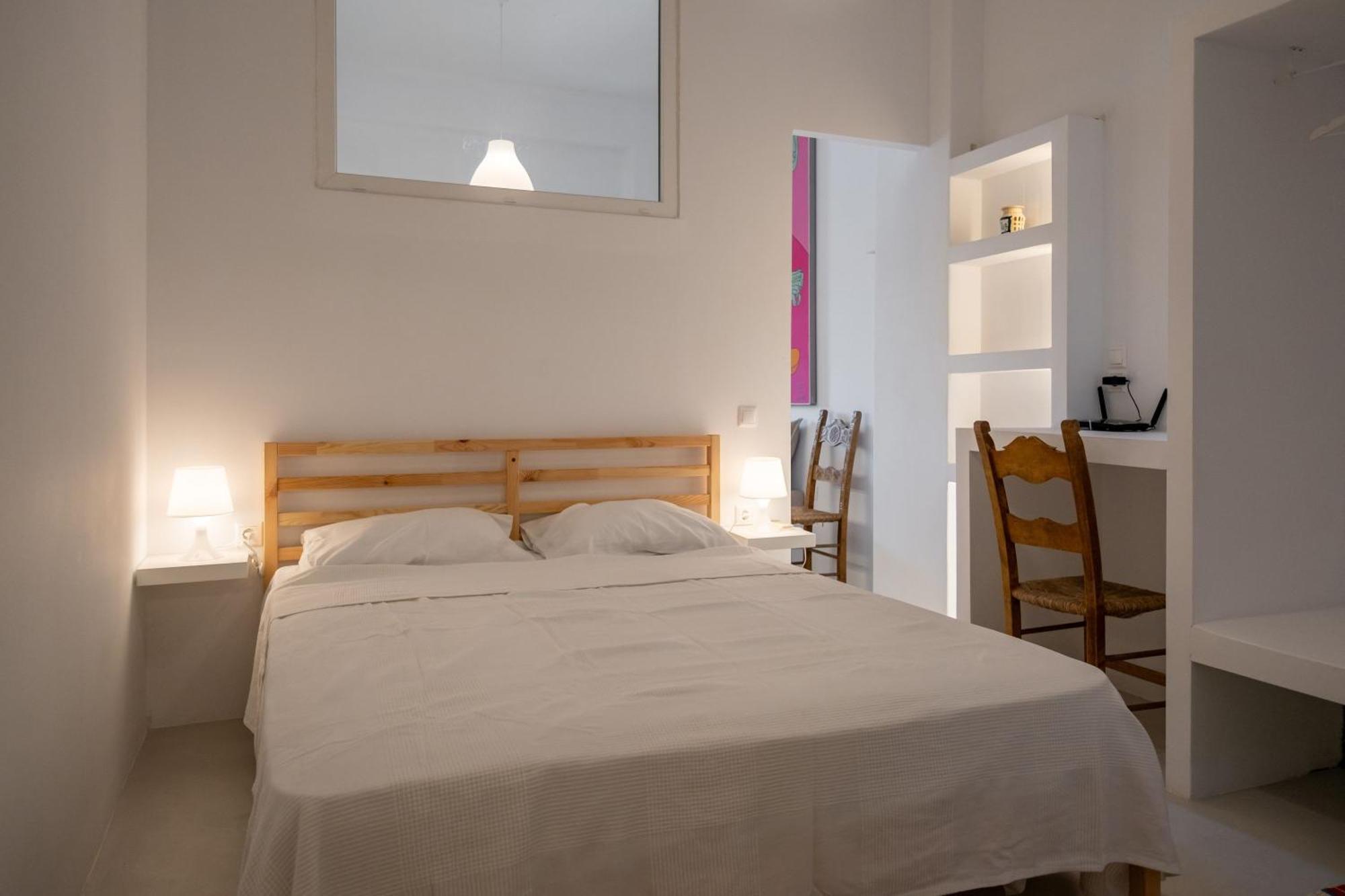 Kyon Kythnos Apartment *