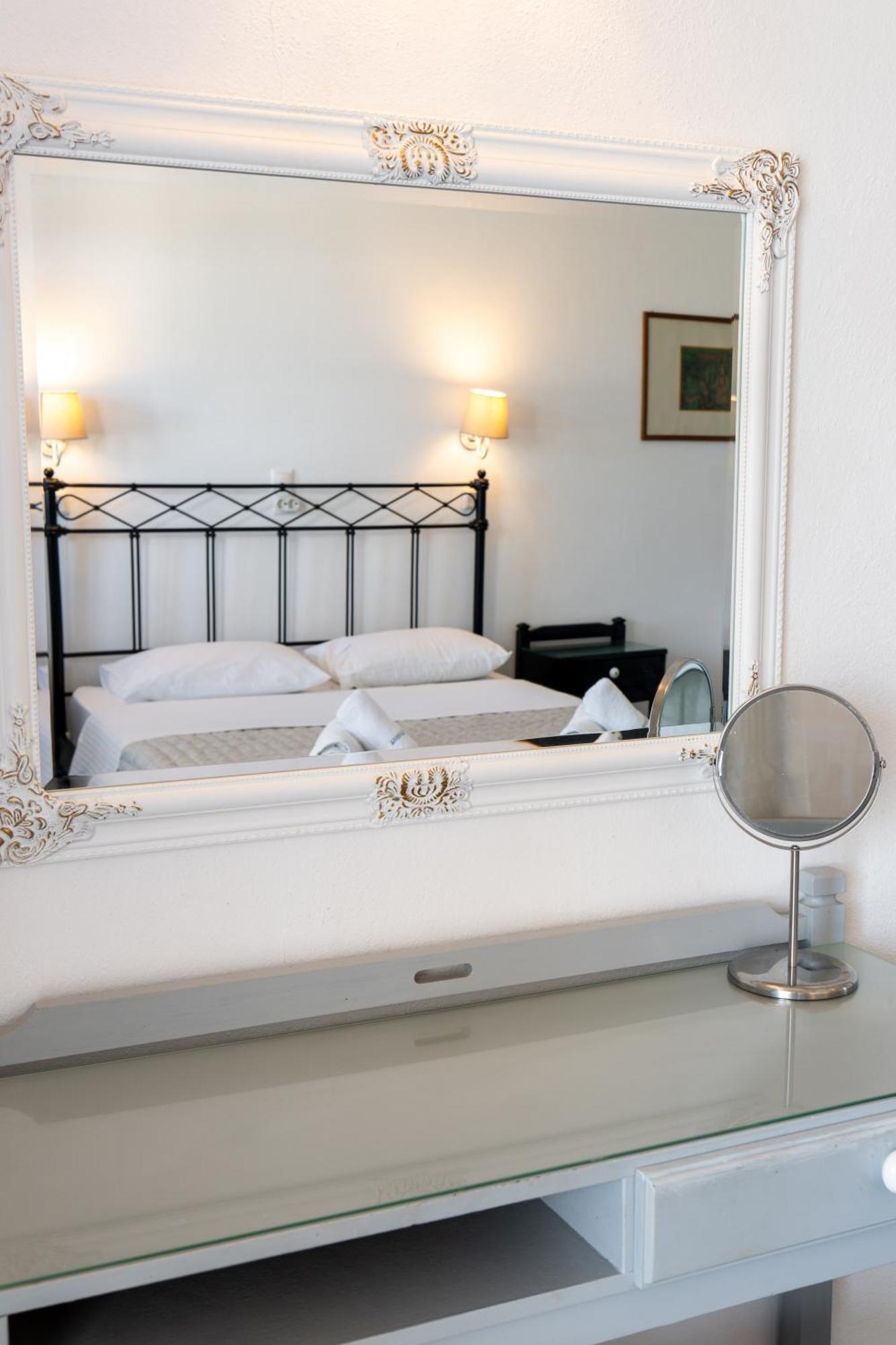 Paros By Kottas Hotel 3*