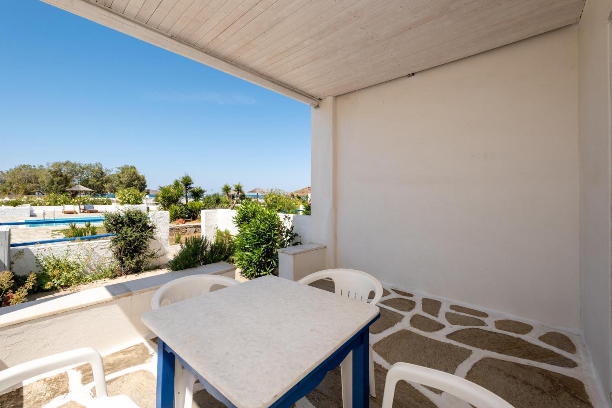 Paros By Kottas Hotel 3*