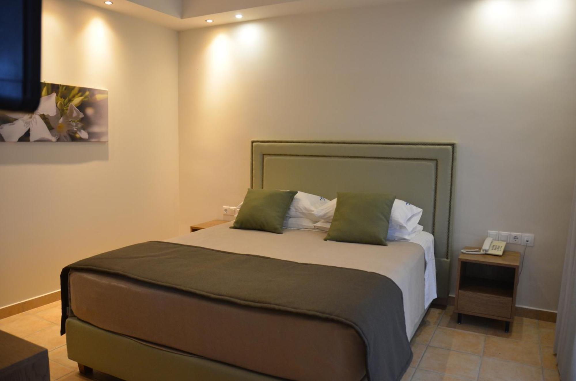Odysseus 3* Paleokastritsa
