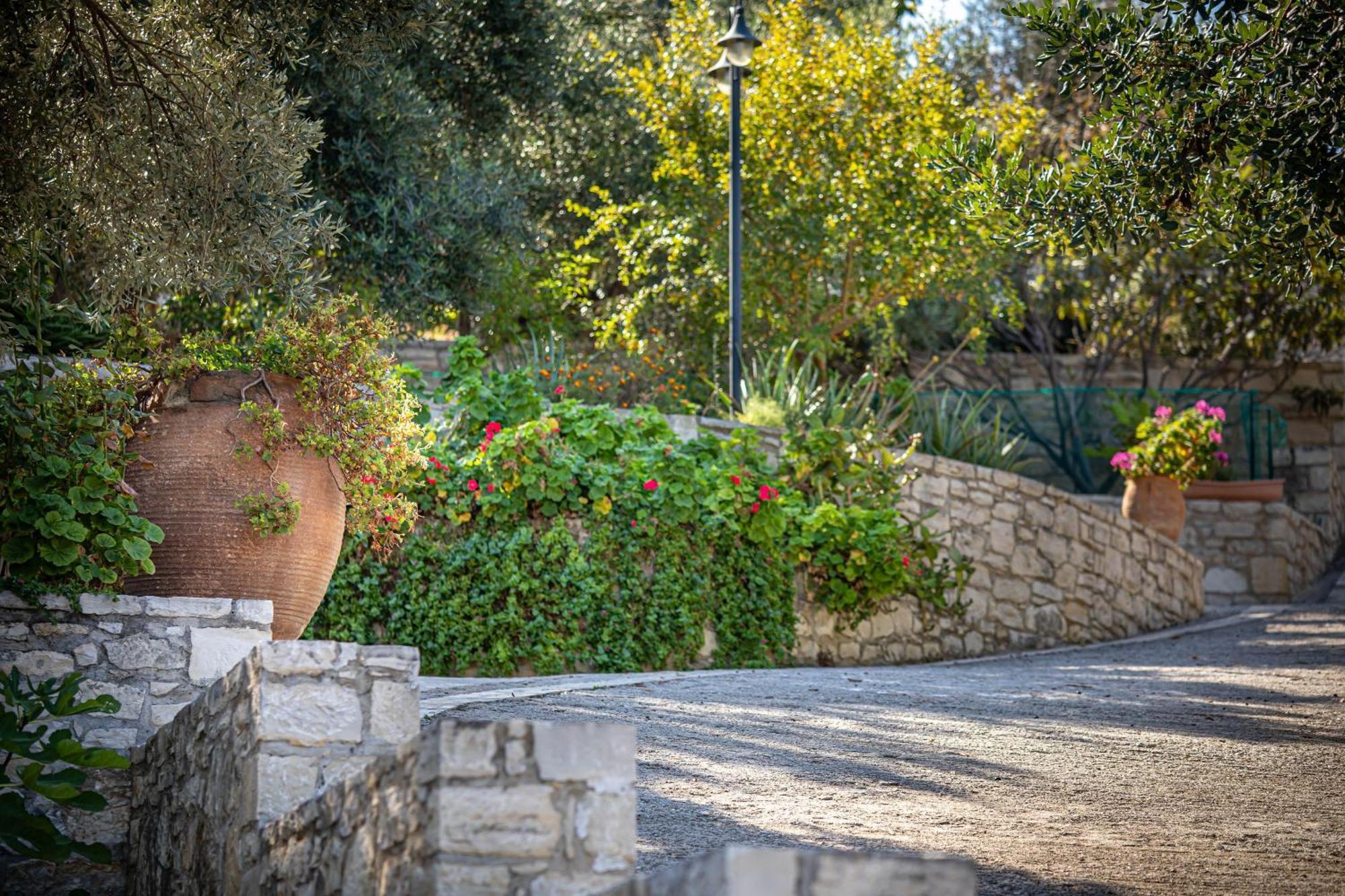 Dalabelos Estate Hotel