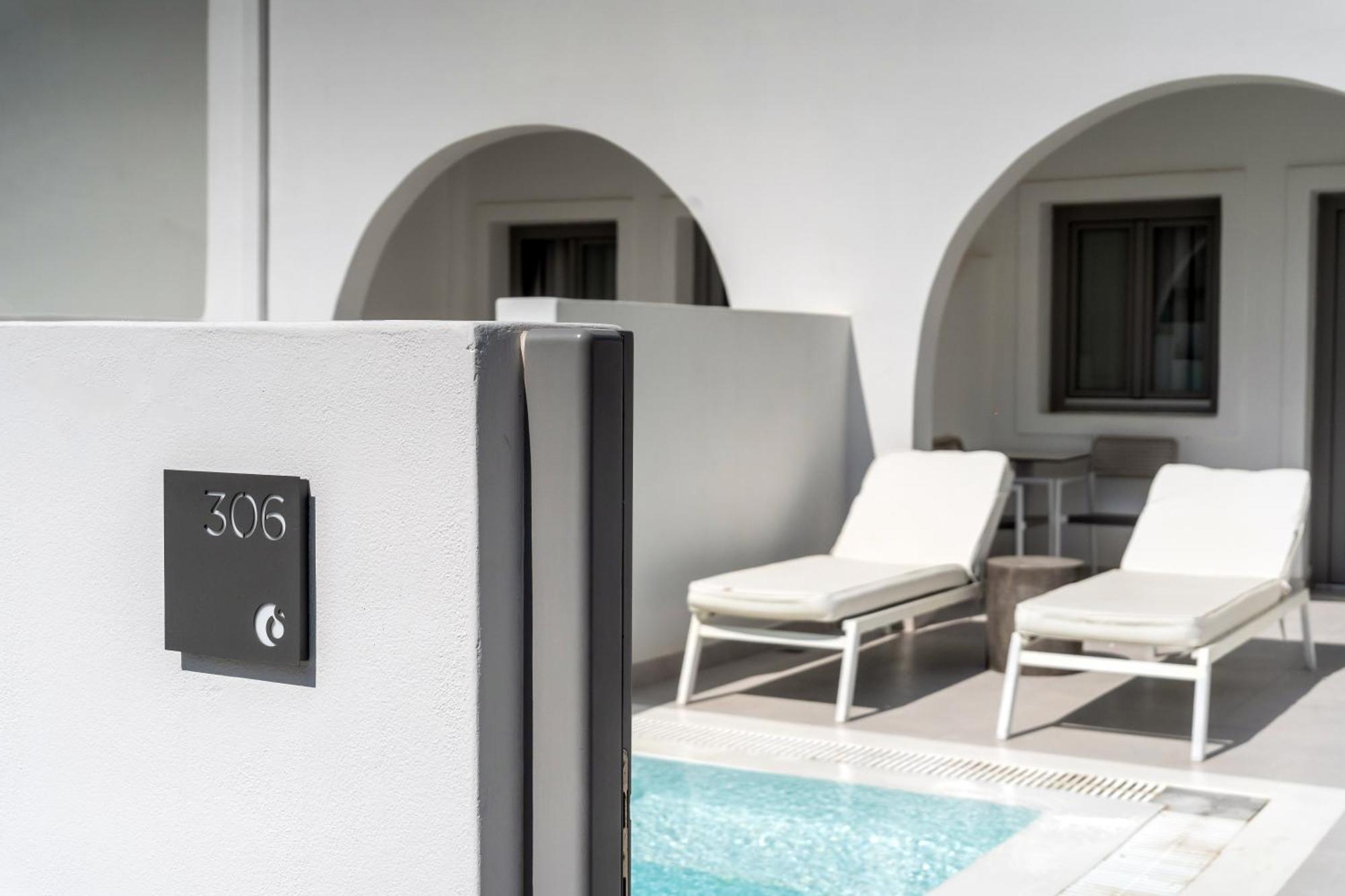 Strogili - Adults Only Kamari (Santorini)
