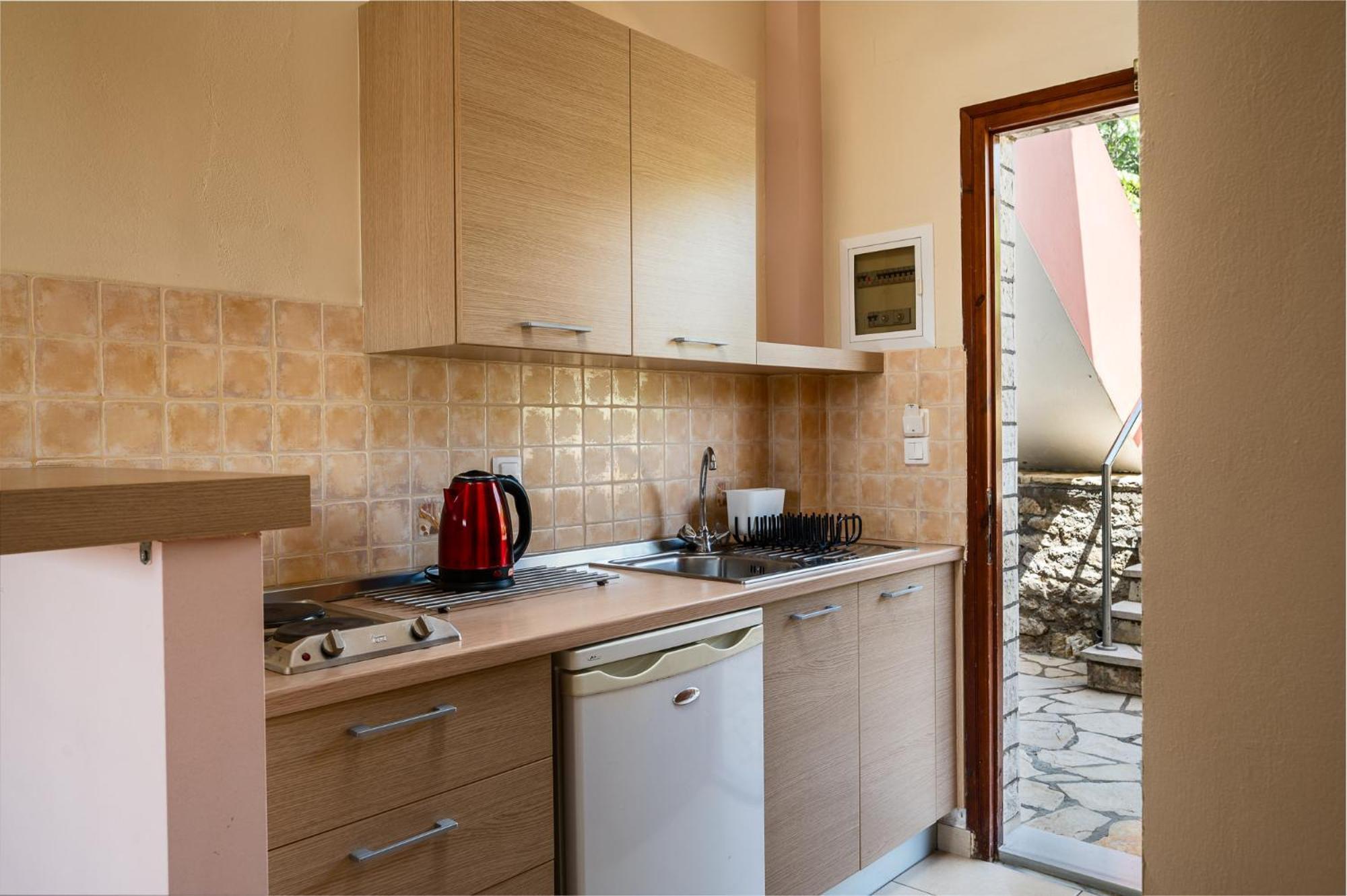 Marietta's By Konnect, Corfu Apartment Gouvia