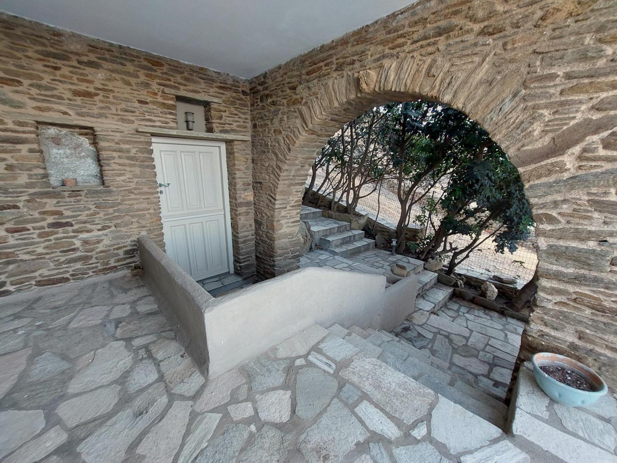 Paesino Apartment *