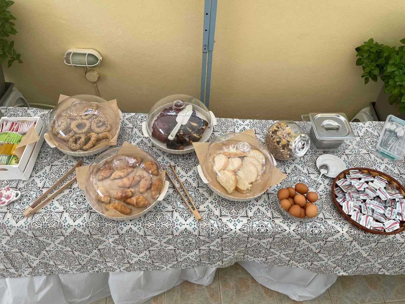 Pinotsi Guest house Symi