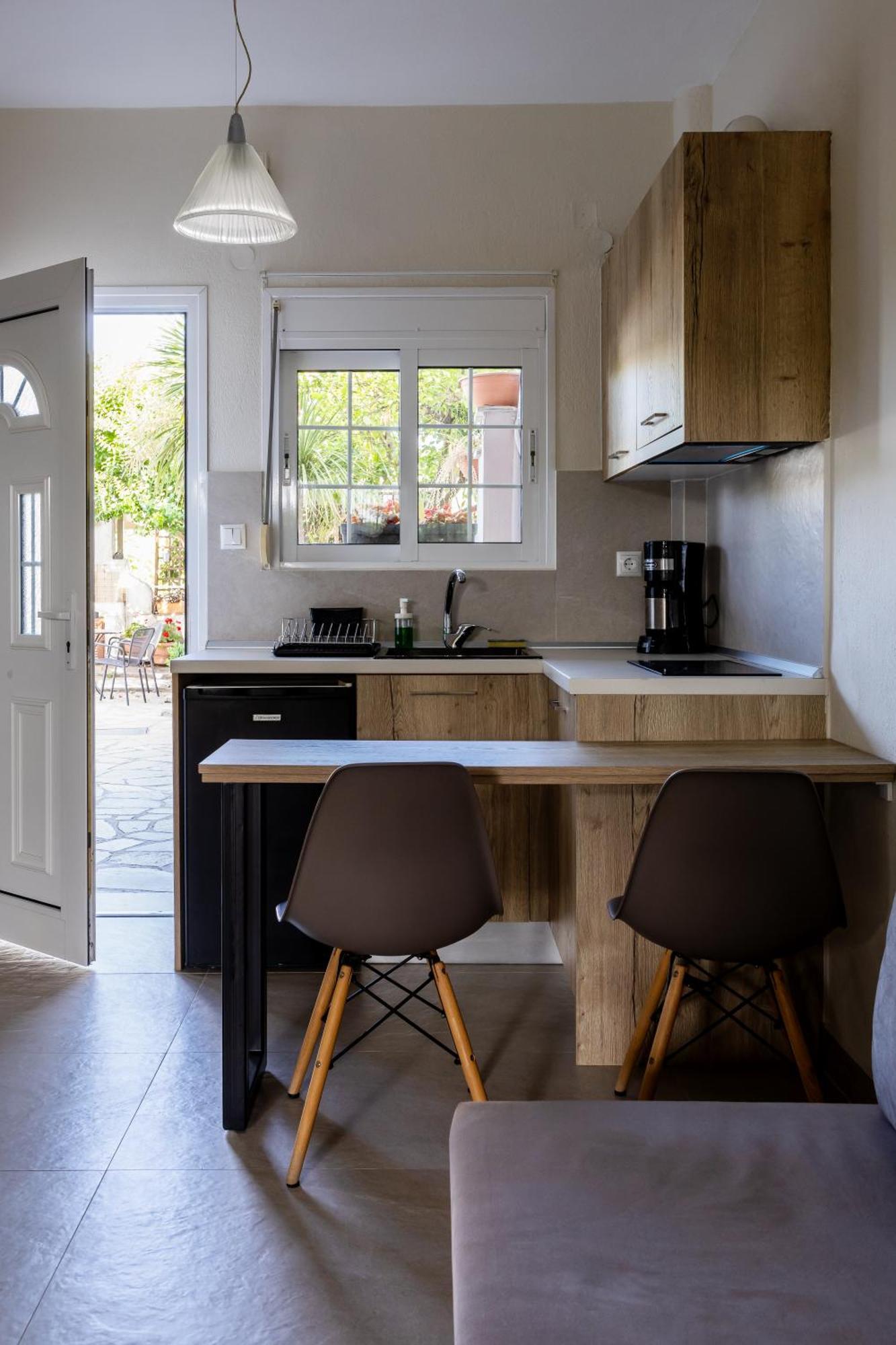 Garden House Apartment