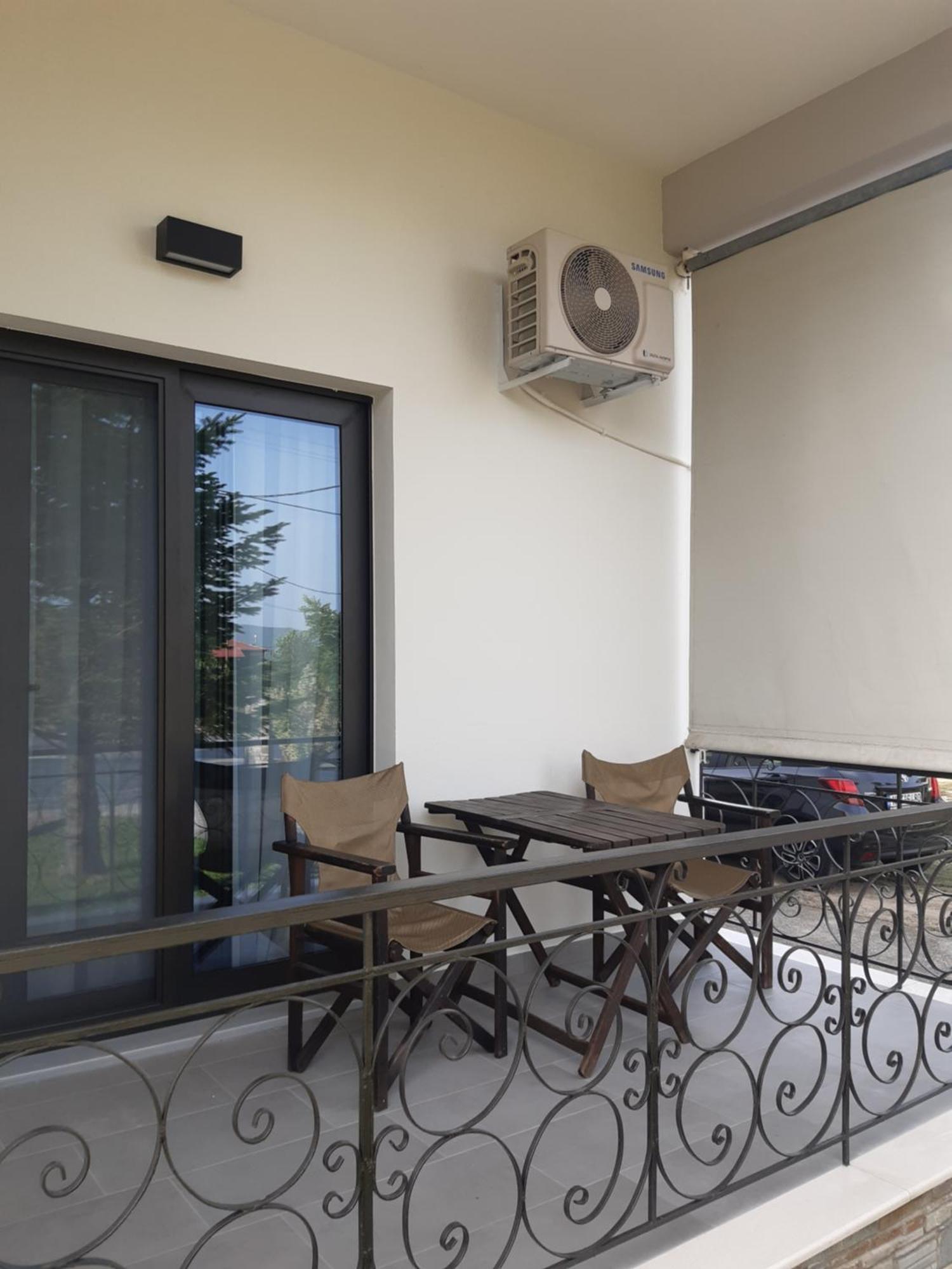 Lithos Apartment *