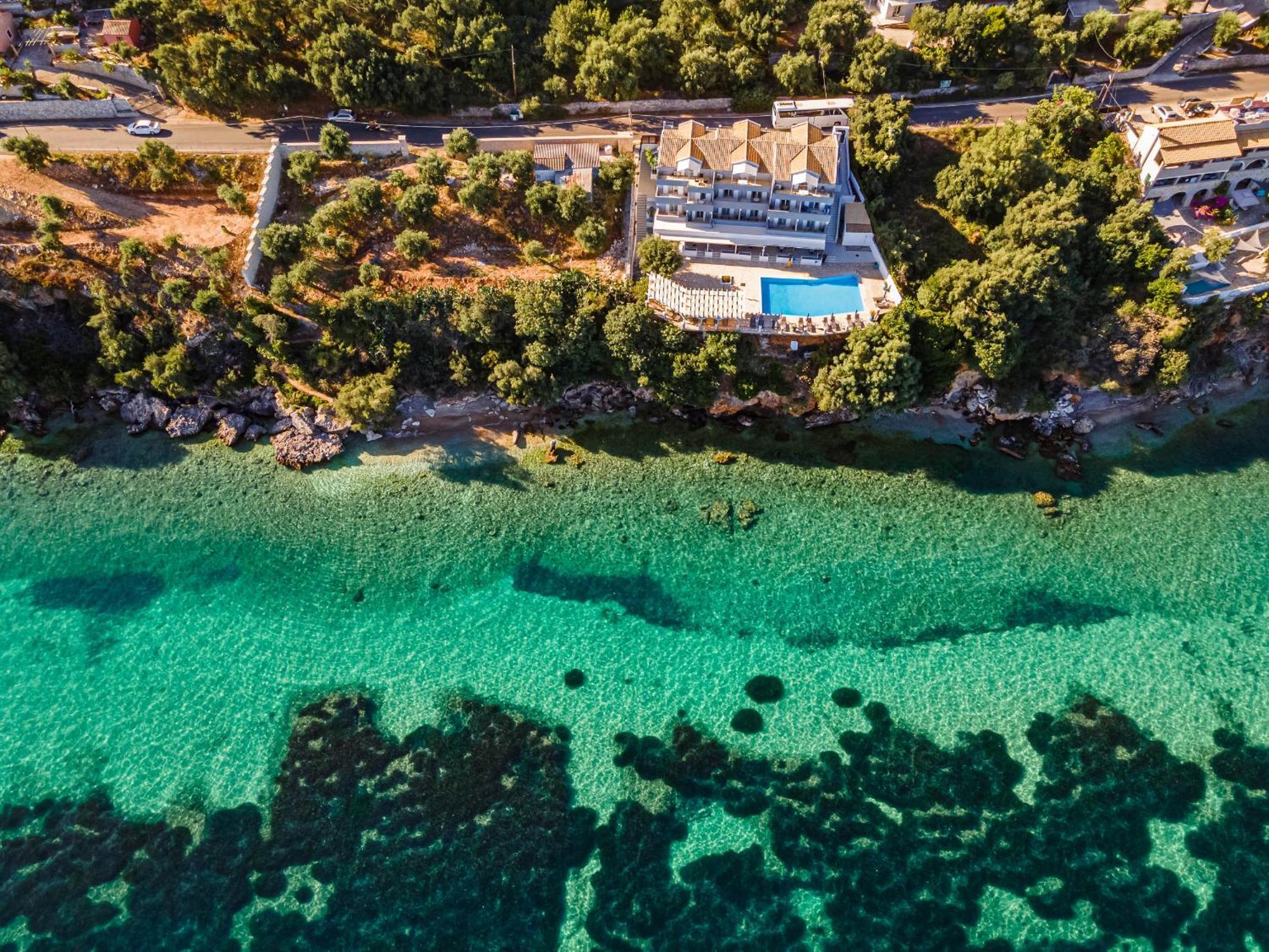 Oceanis Aparthotel 3*