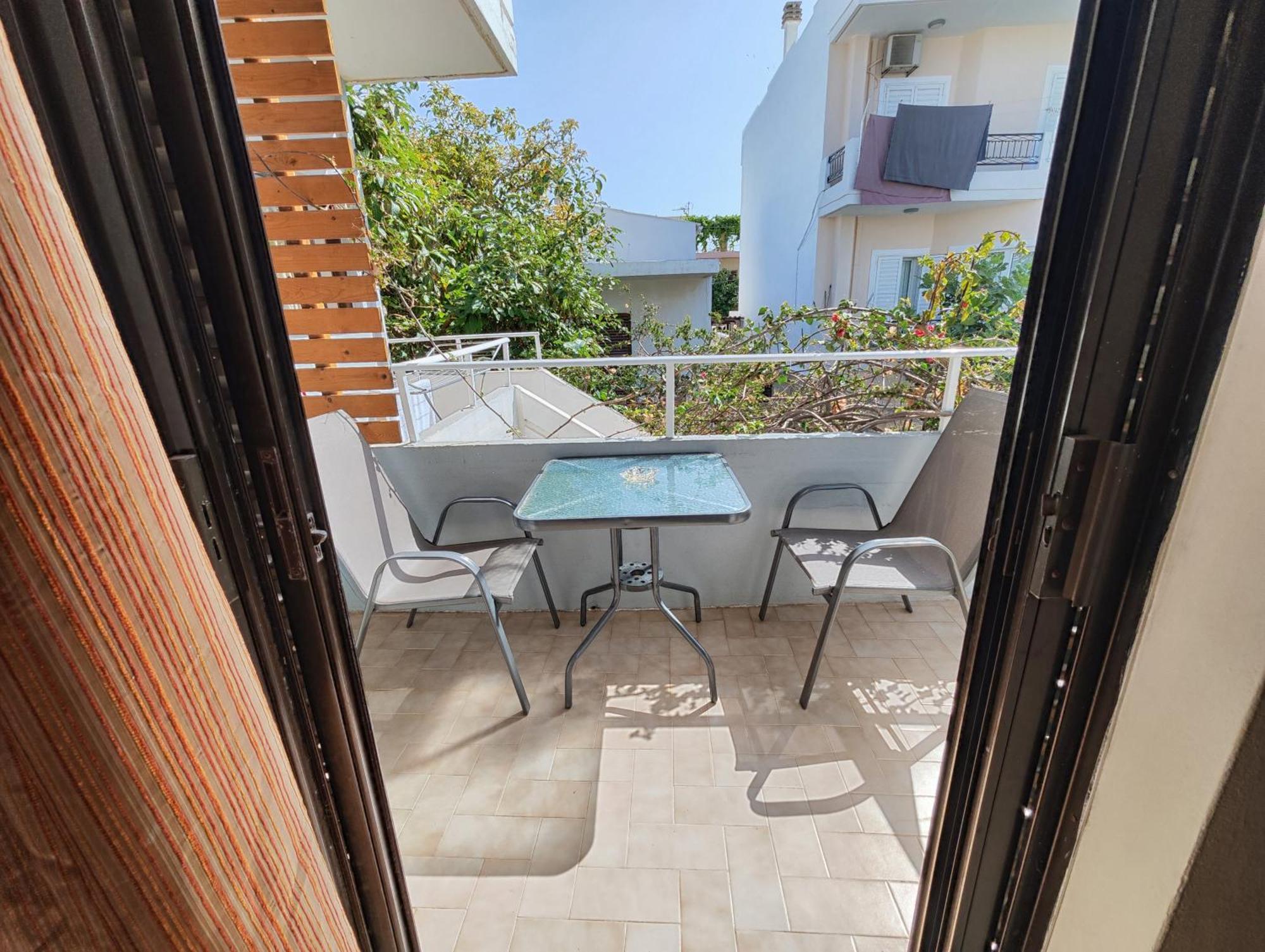 Manos * Kalamaki (Chania)