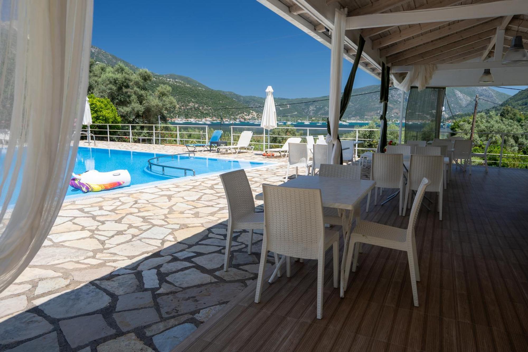 Apartment Vliho Bay & *