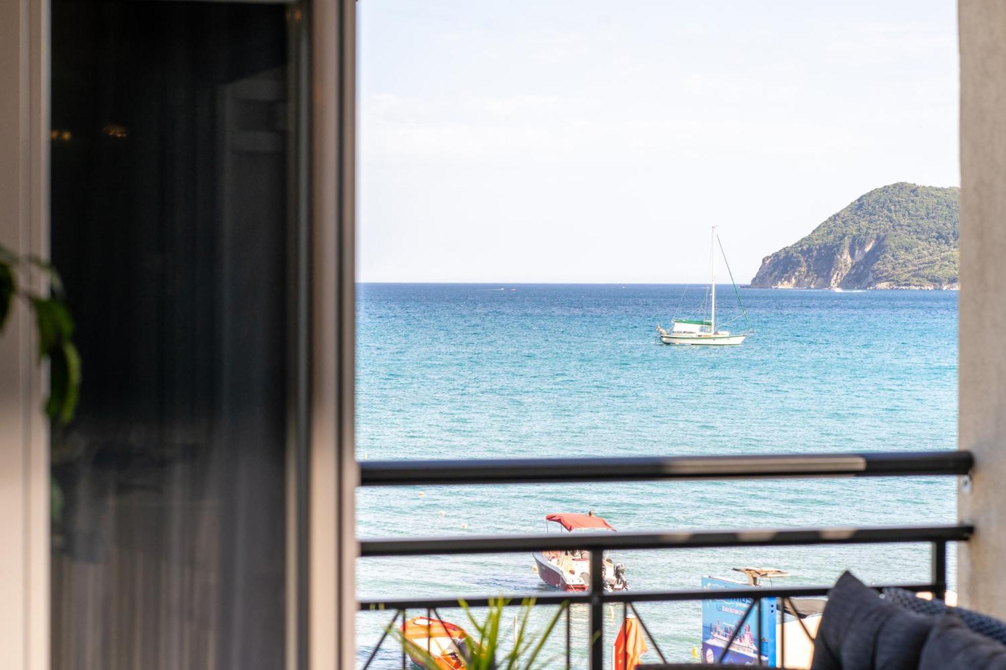 George Beachfront *