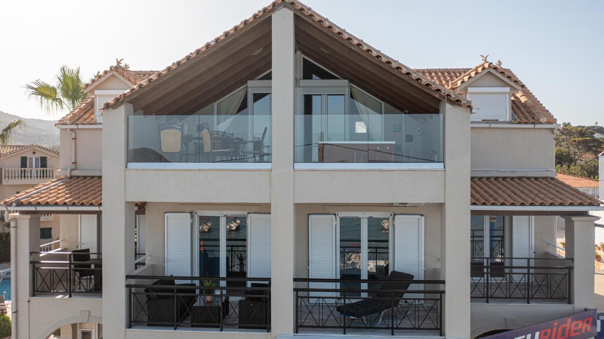 George Beachfront Apartment Lithakia (Zakynthos)