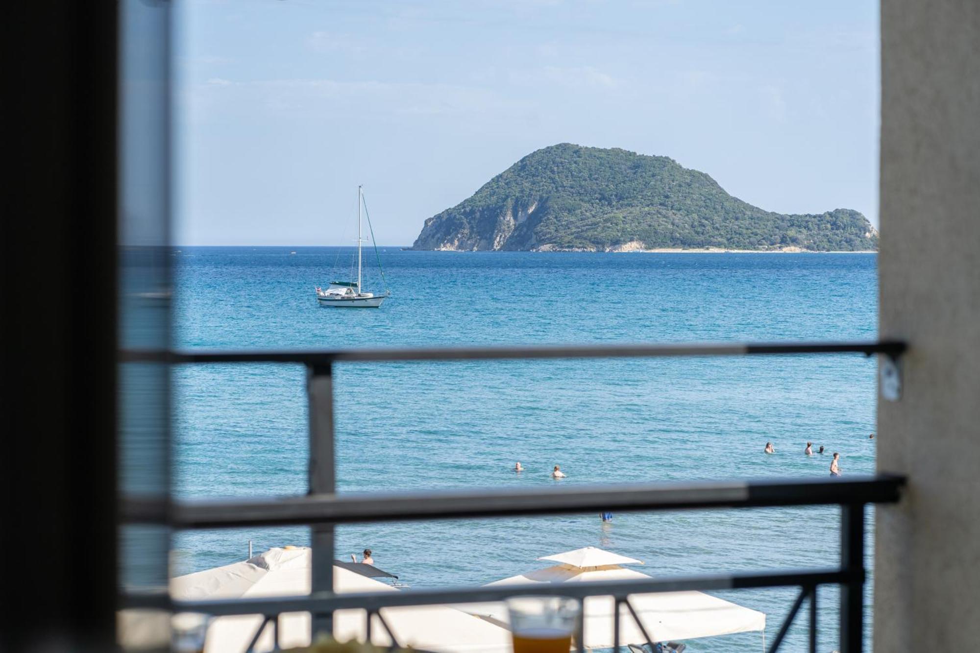 George Beachfront * Lithakia (Zakynthos)