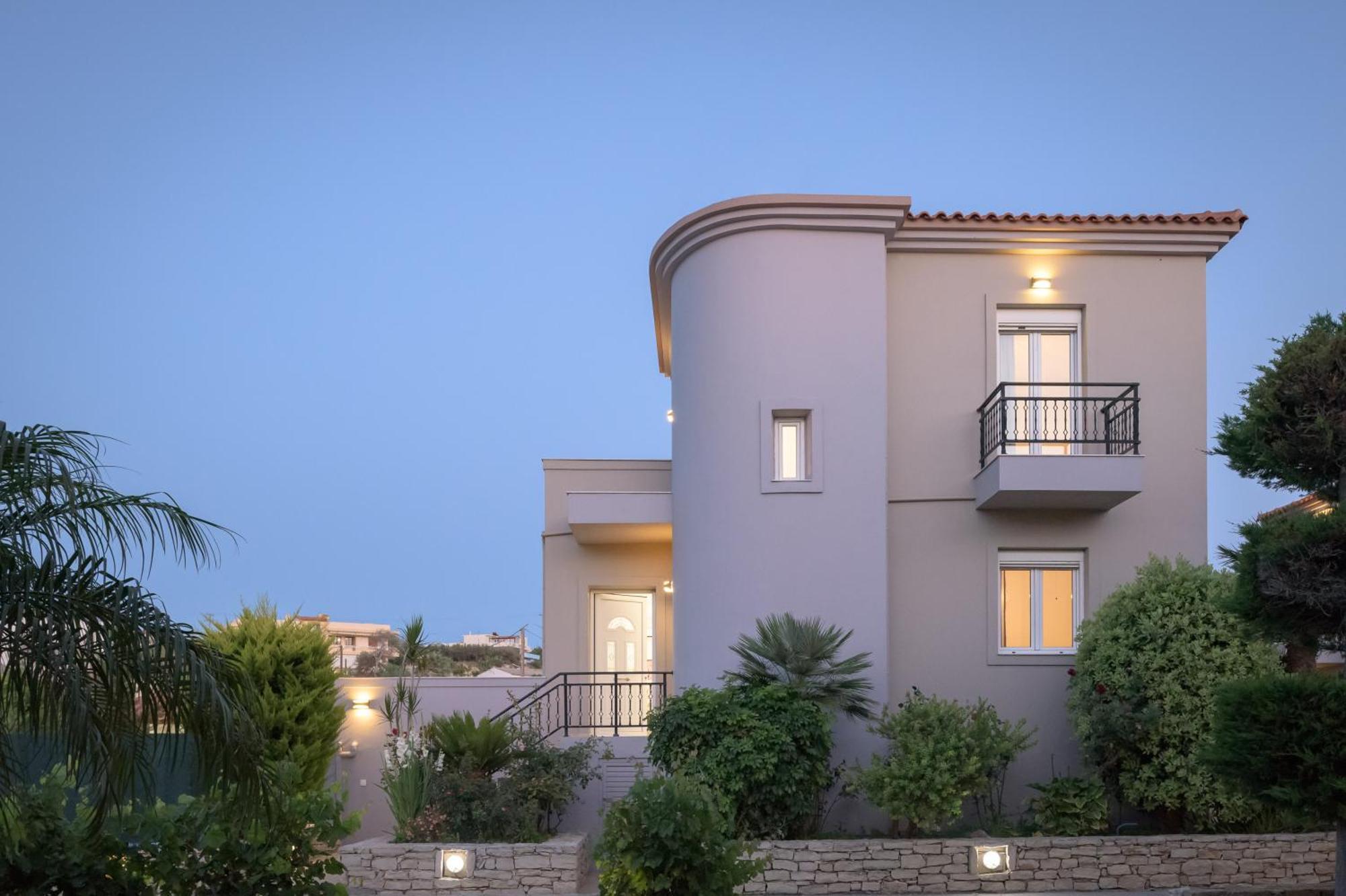 Villa Christina Villas, Steps To Sandy Beach, By Thinkvilla *