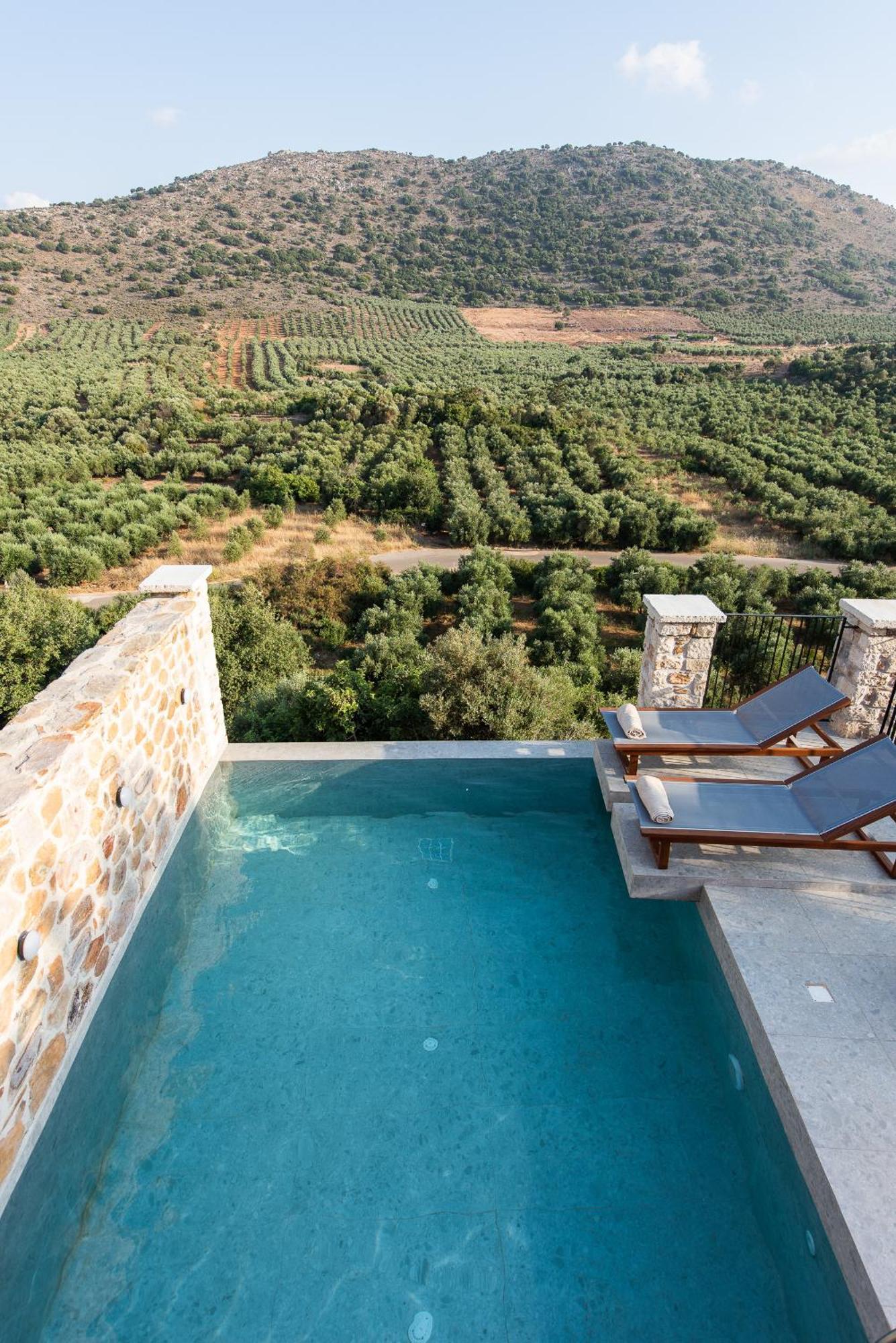 Secret Village Aparthotel