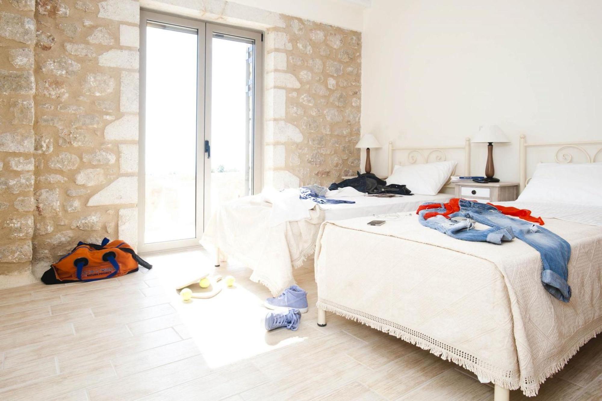 Poliana Estate