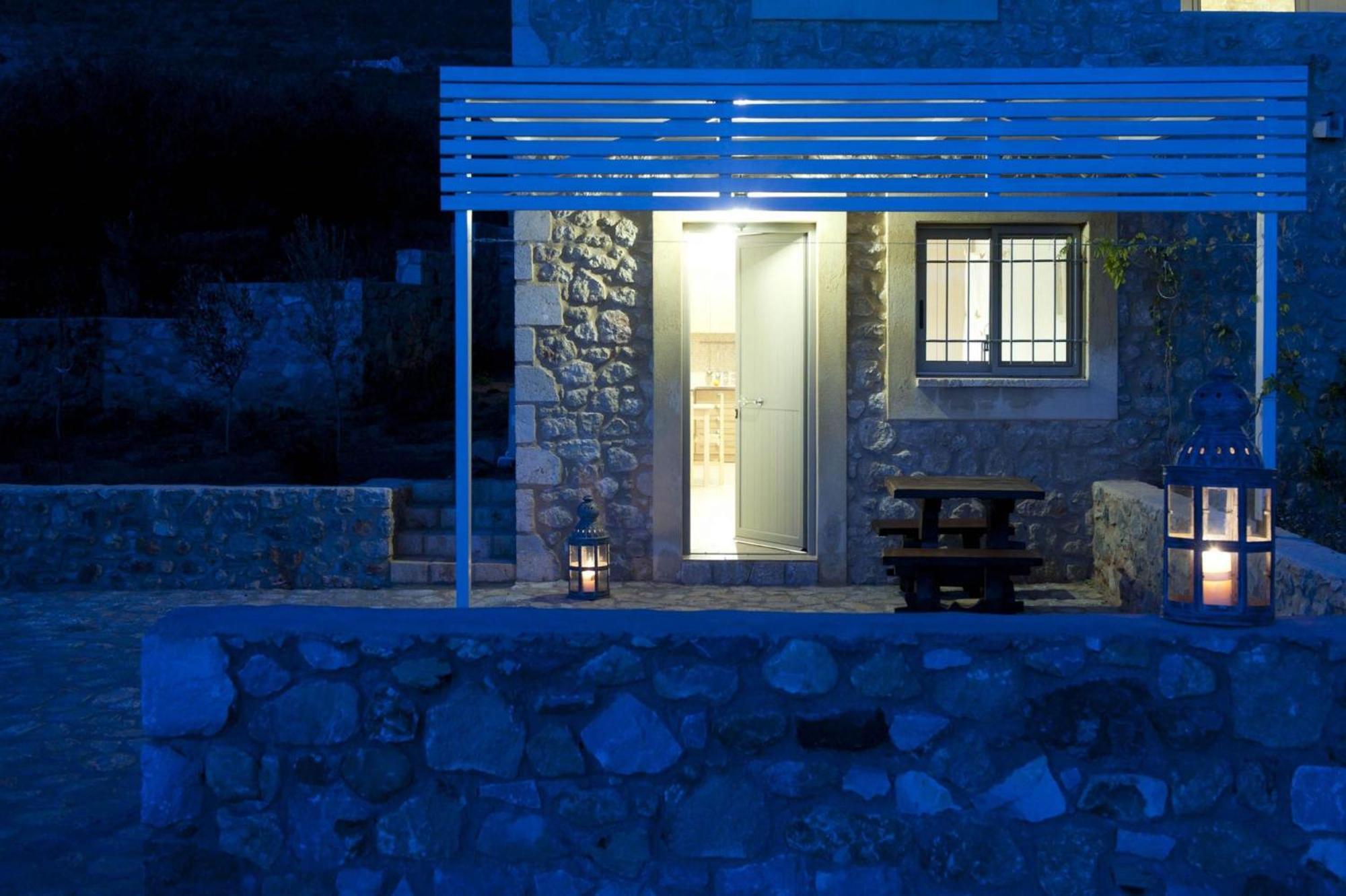 Poliana Estate *