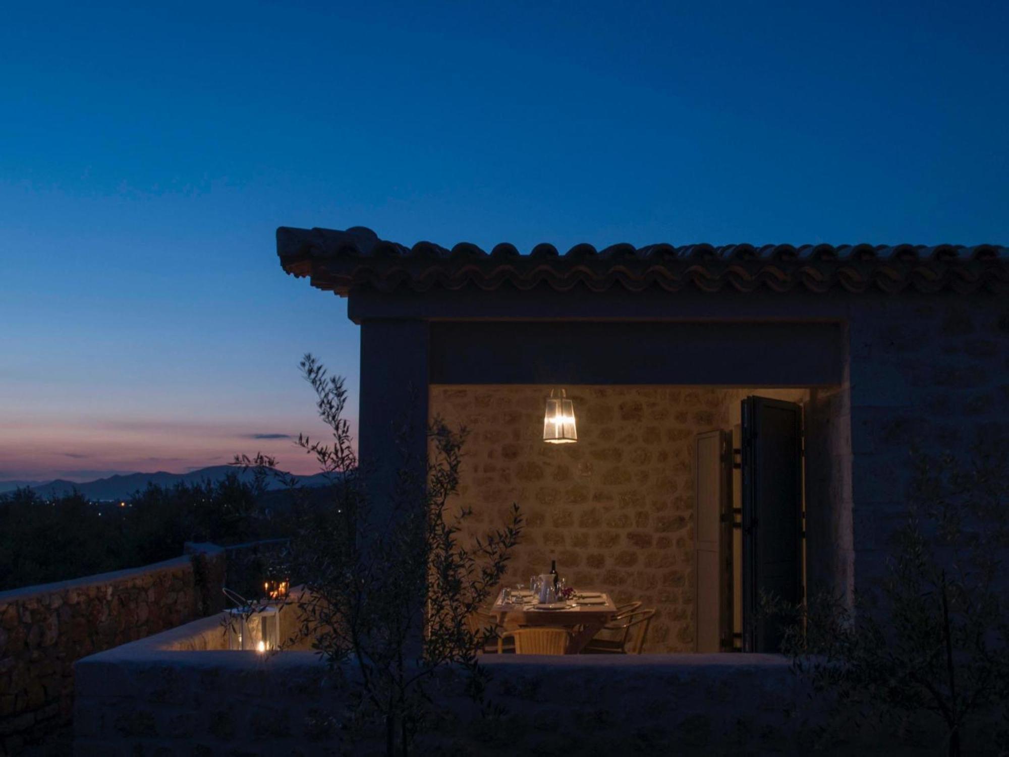 Poliana Estate *