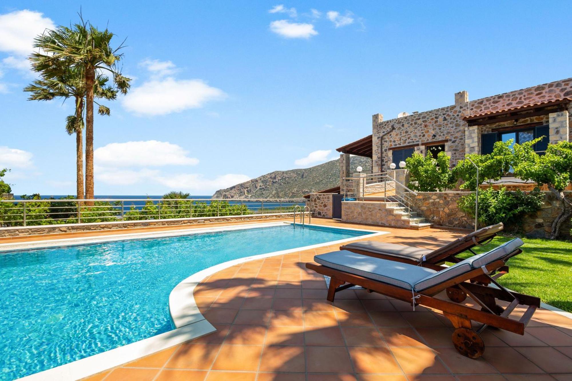 Kambos Horizon & Paradise Villa