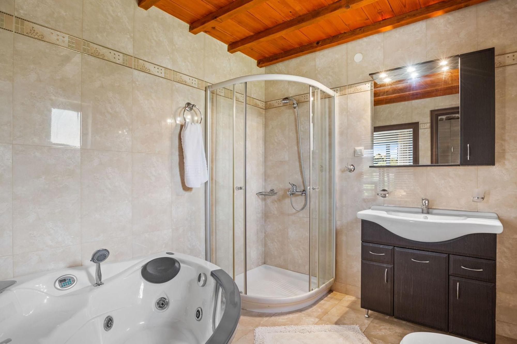 Villa Kambos Horizon & Paradise *