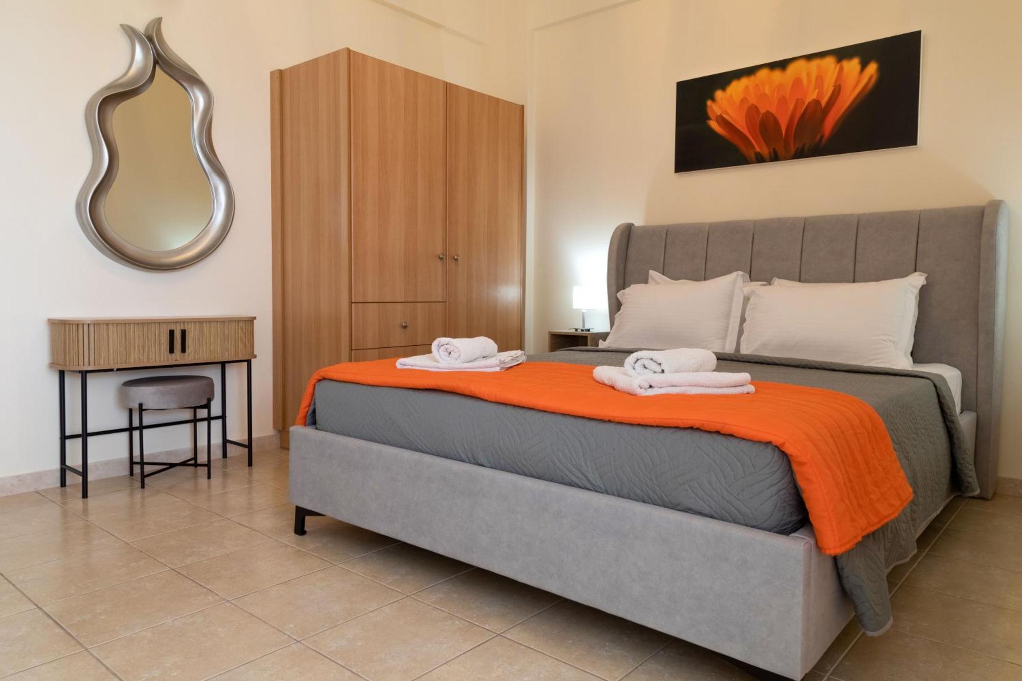 Iliana Apartment Tolo