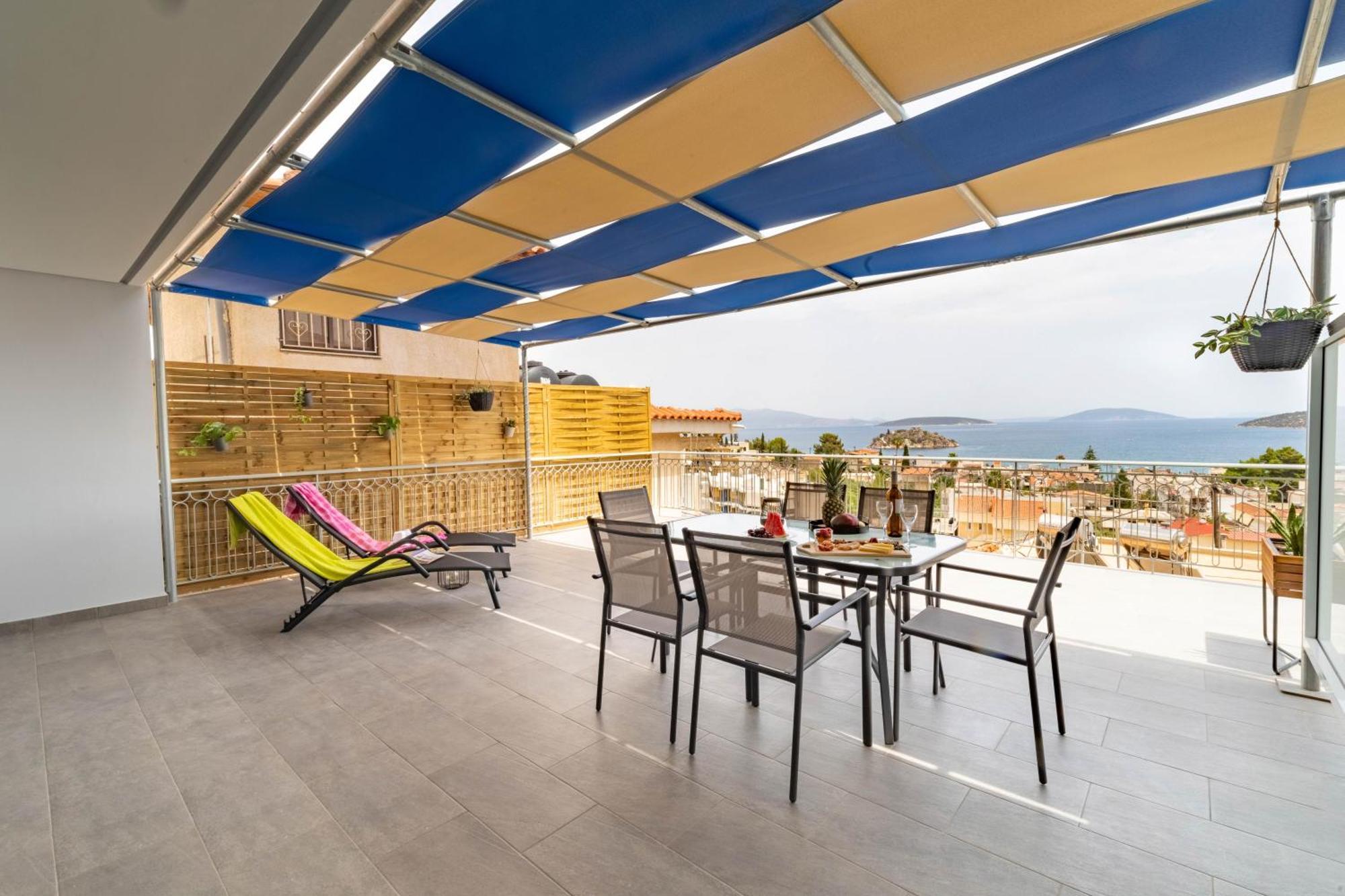 Iliana Apartment Tolo