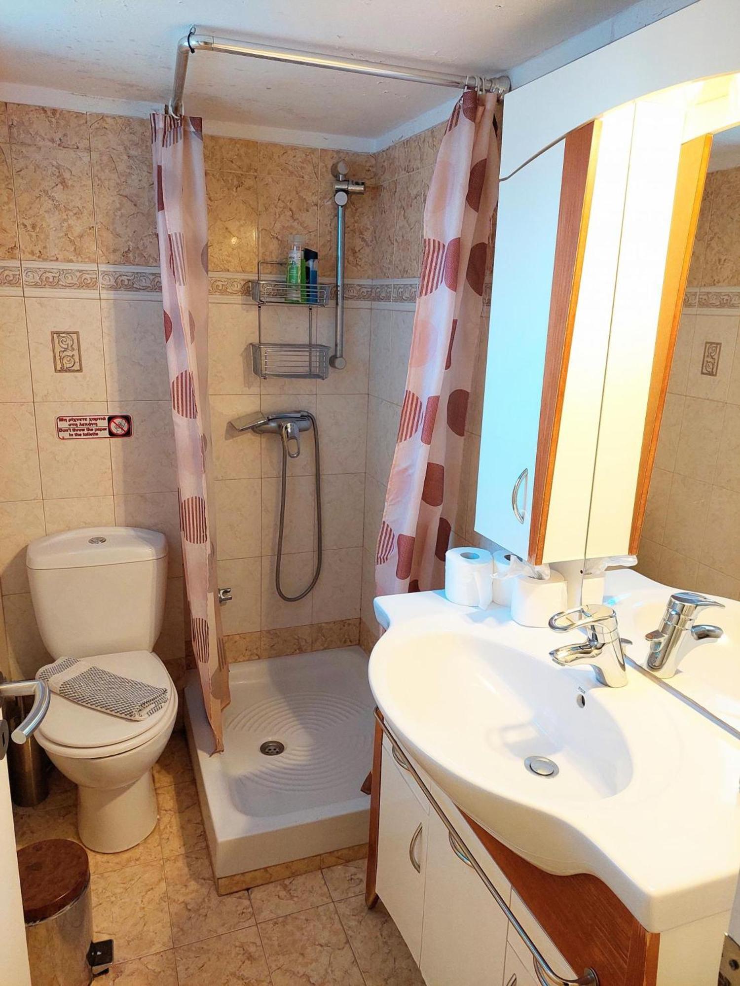 Cozy In Acropolis With Roof Garden Apartment Athens