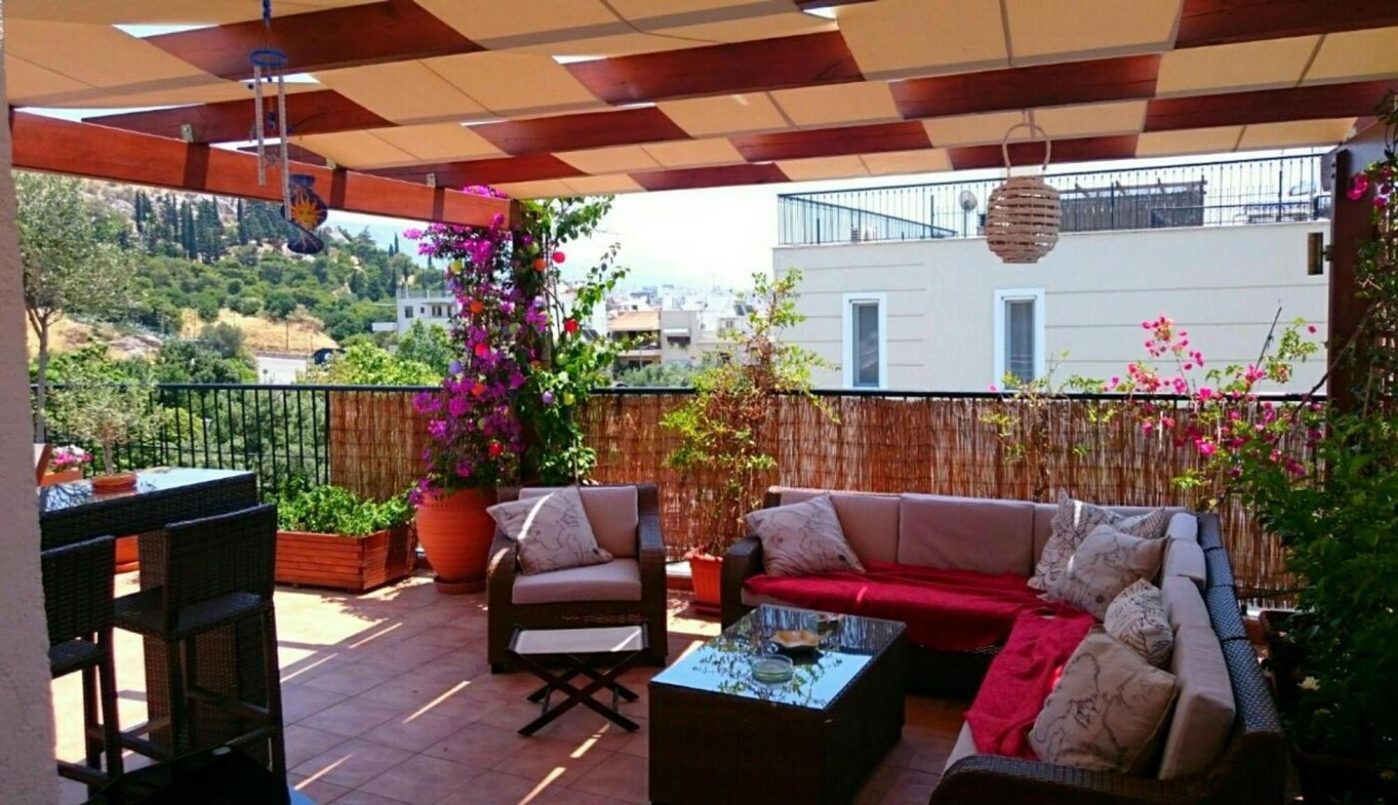 Cozy In Acropolis With Roof Garden
