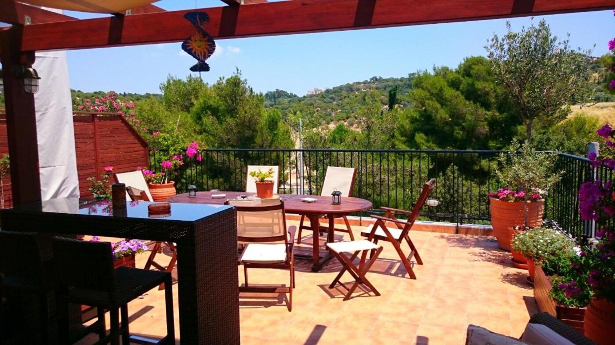 Apartment Cozy In Acropolis With Roof Garden *