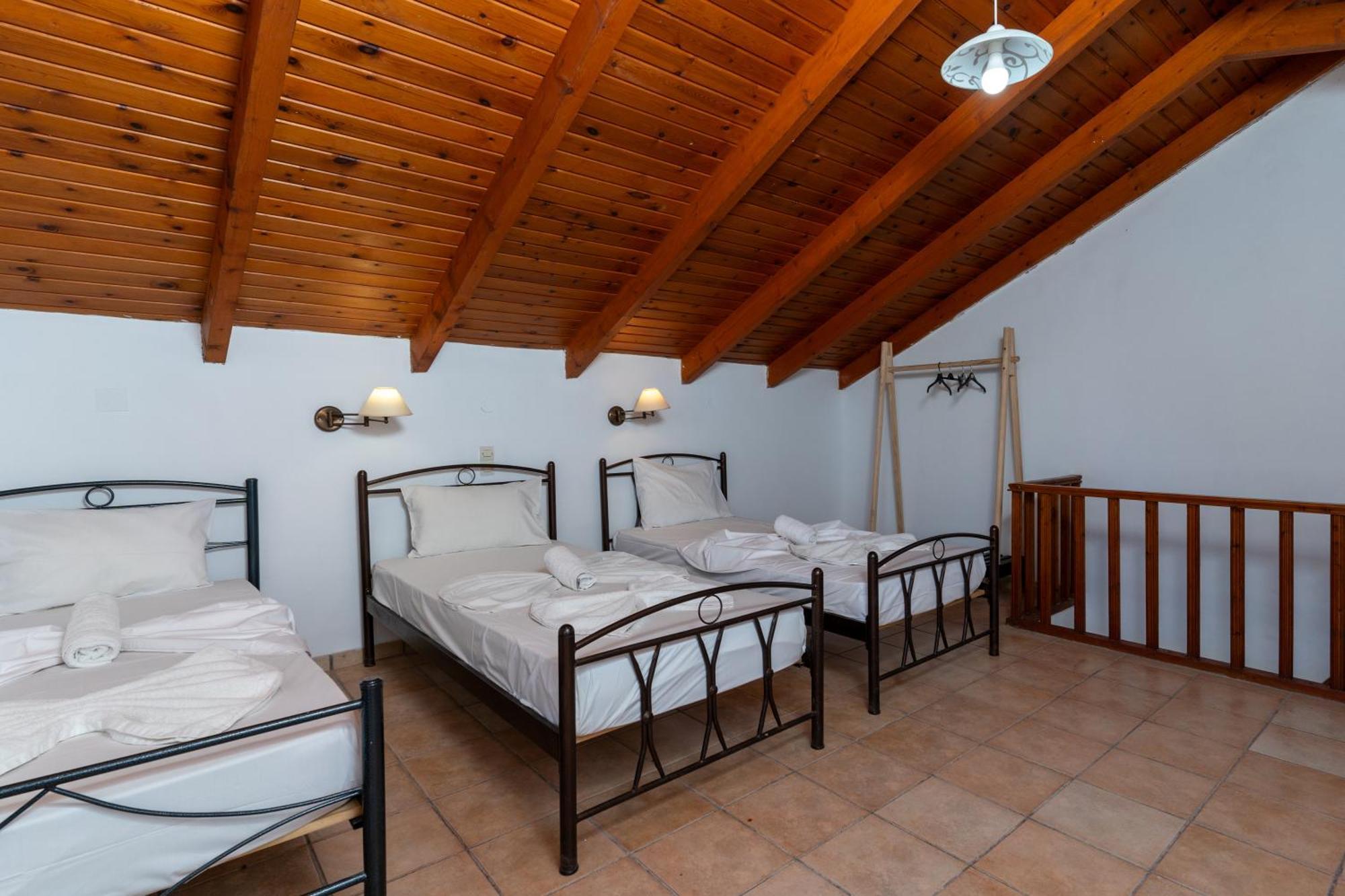 Aparthotel Elpida 2*