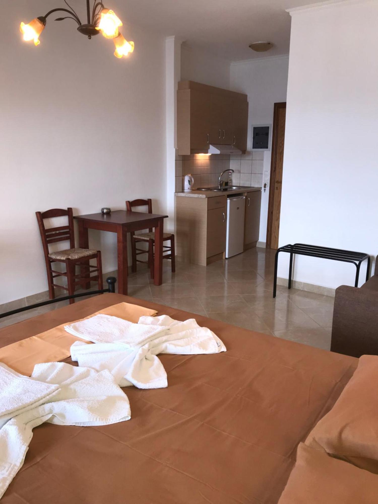 Hotel To Votsalo-beach Side & Taverna 3*