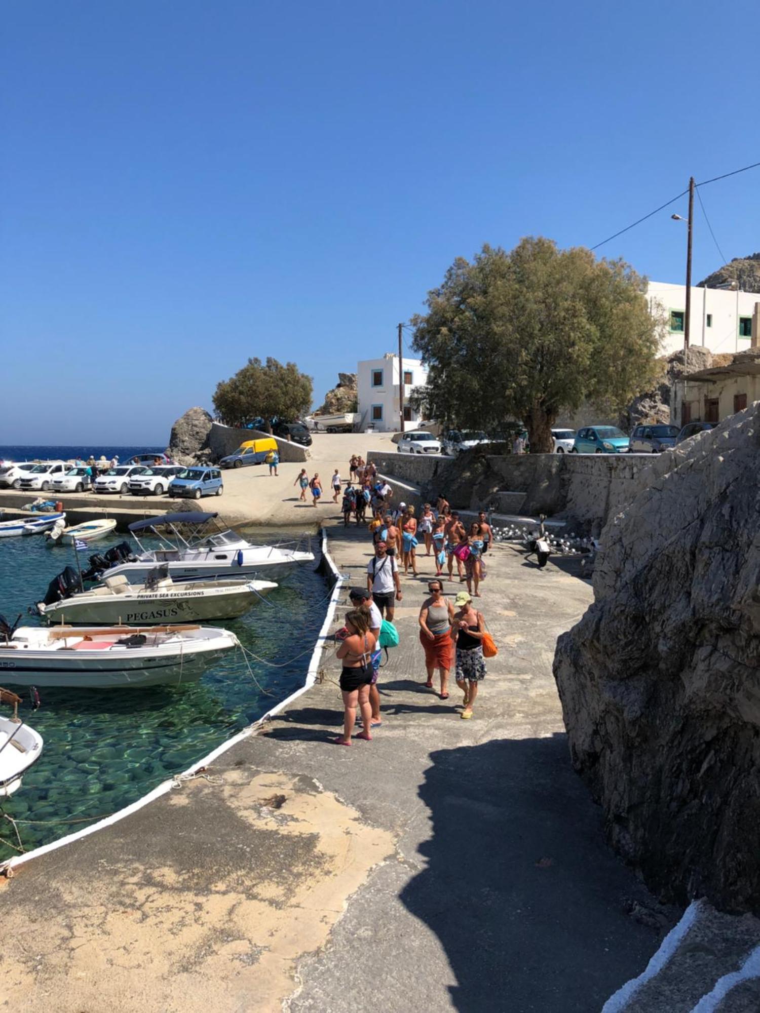 Hotel To Votsalo-beach Side & Taverna Karpathos Town (Pigadia)