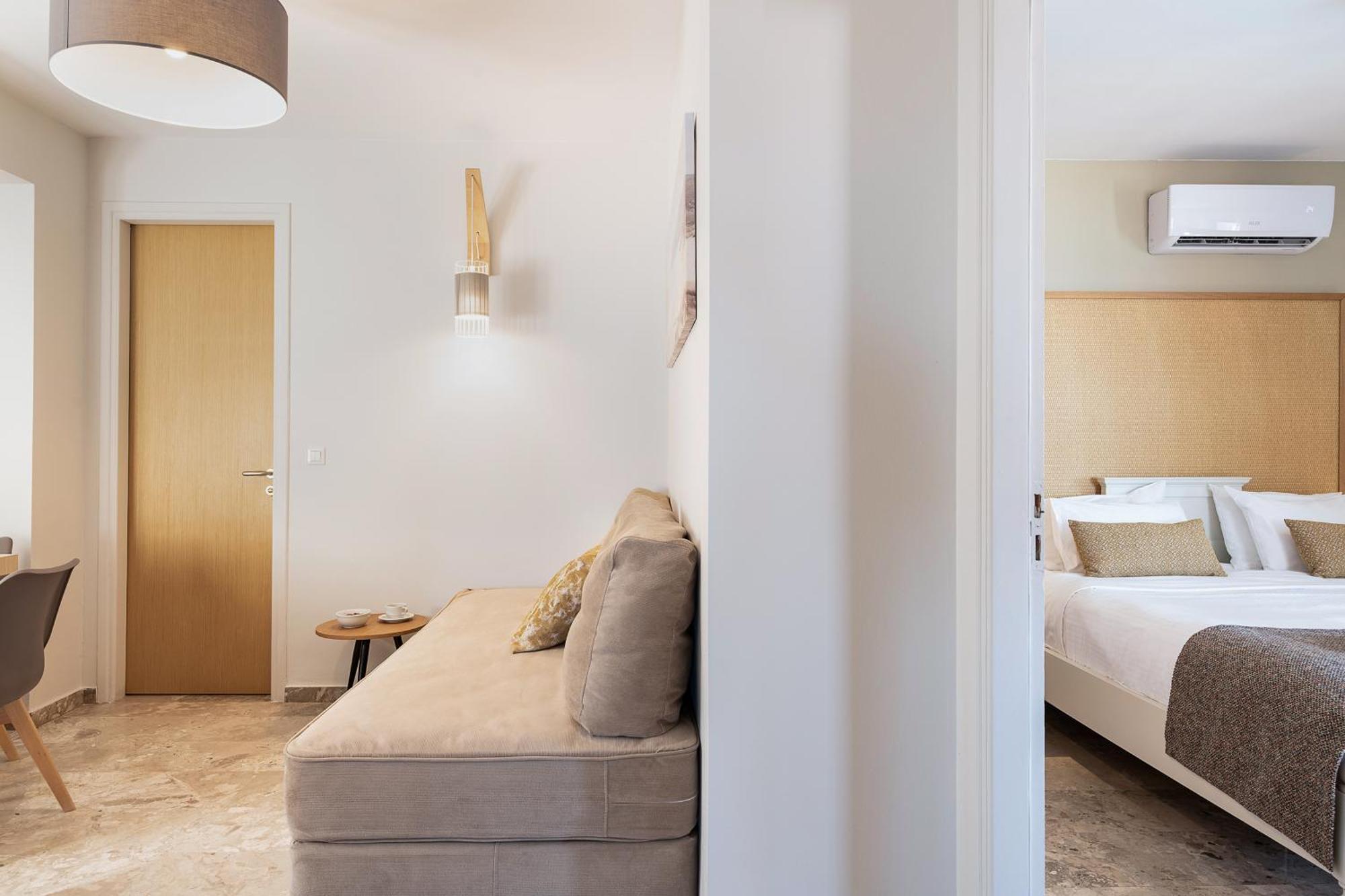 Caldera Village 4*