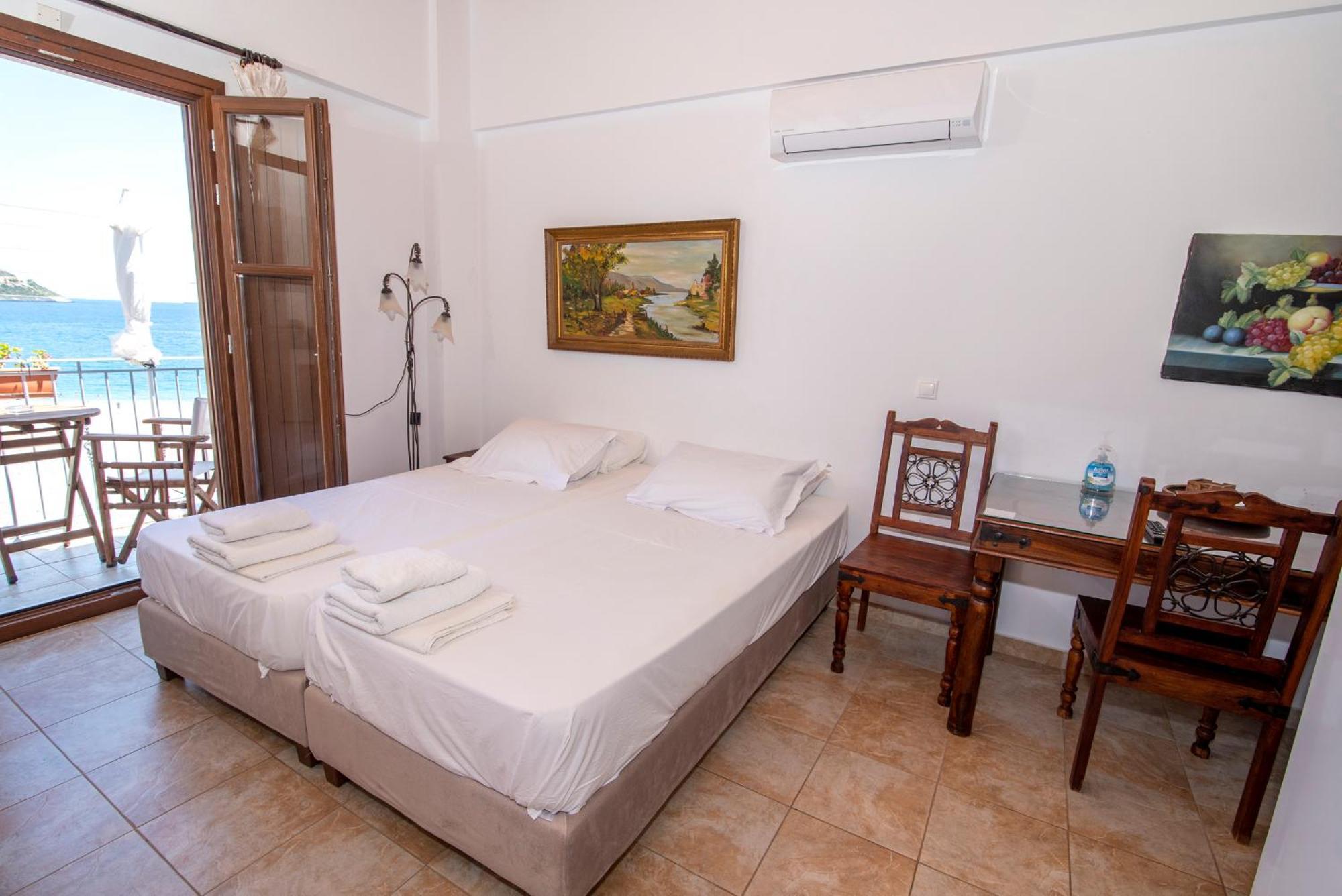 Iliolousta Aparthotel Kyparission