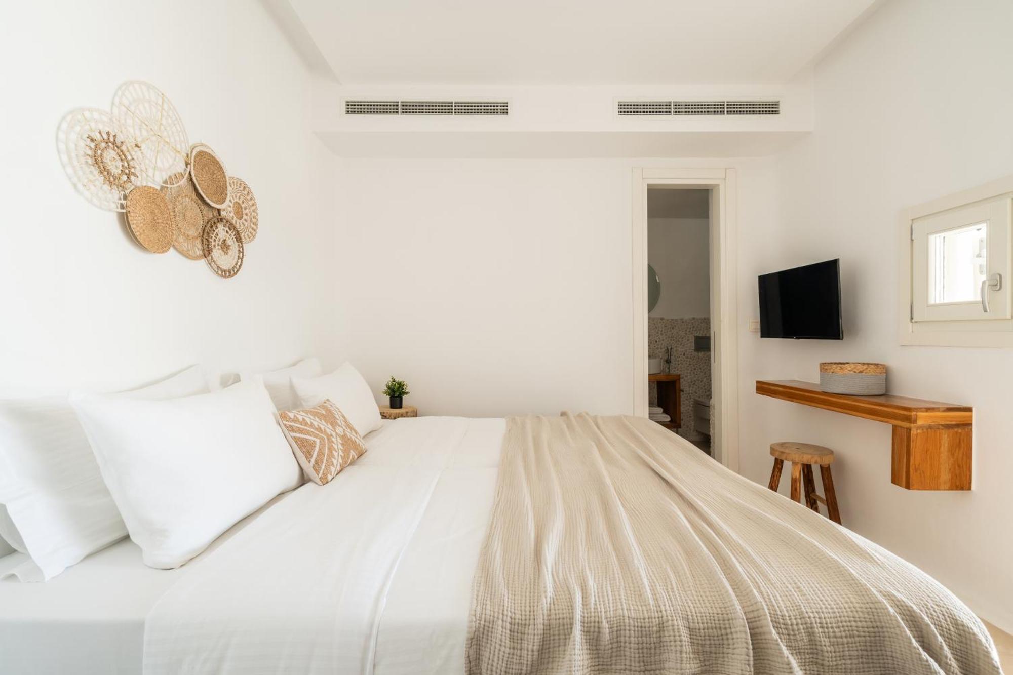 Namaste Boutique Mykonos Tourlos