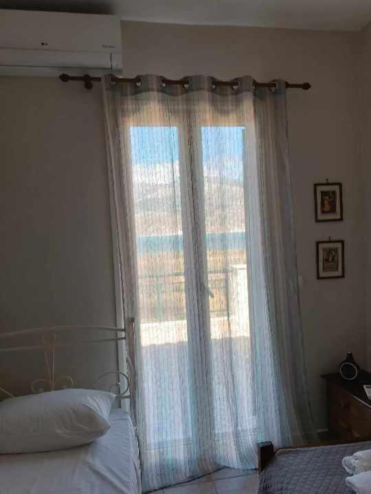 Villa Rania: ευάερη με θέα τη θάλασσα