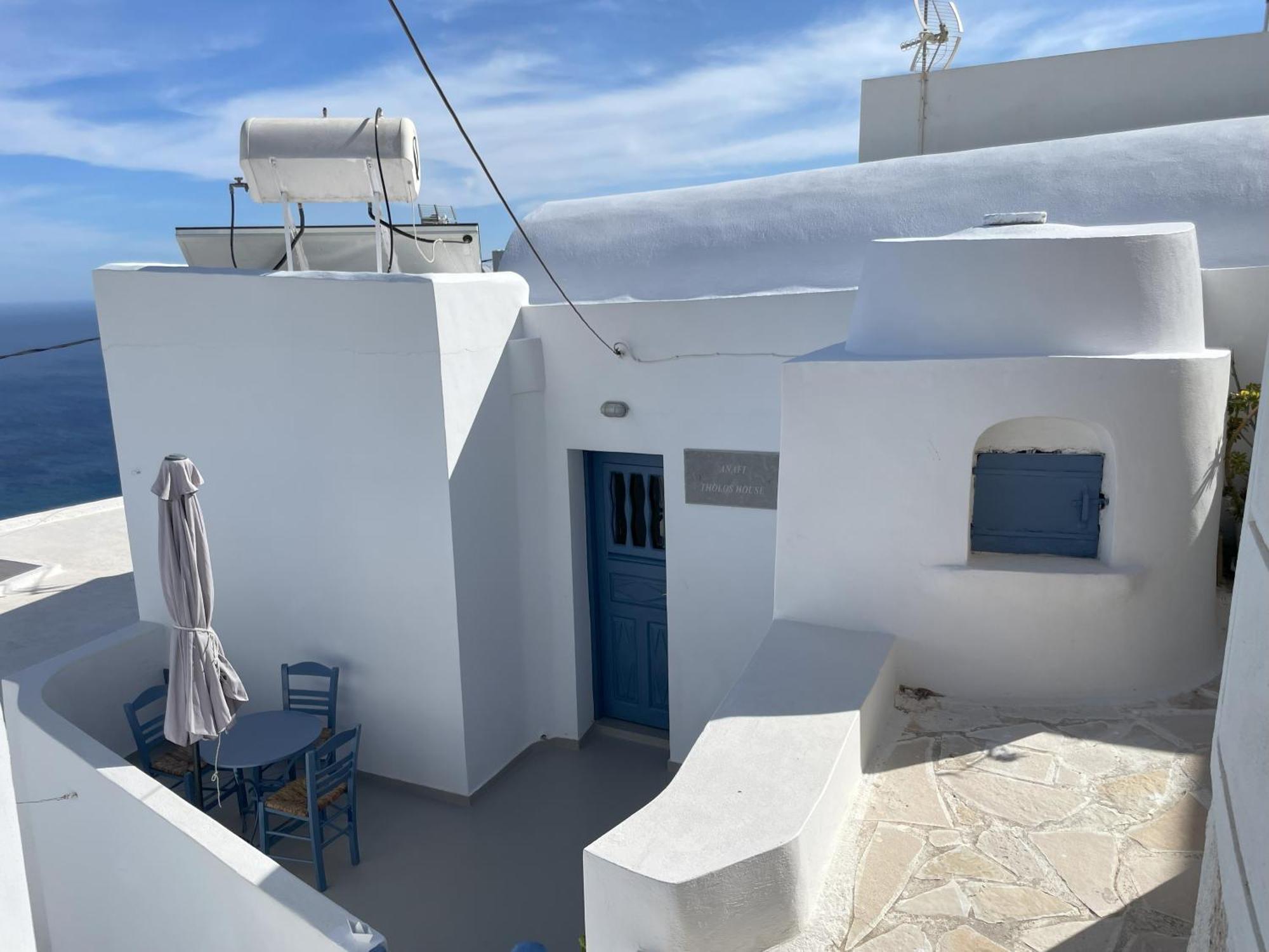 Tholos House Anafi