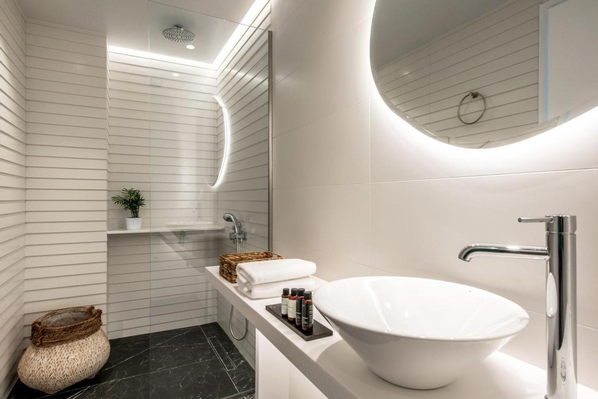 Made By The Sea 8 Bdrm Ligaria (Crete)